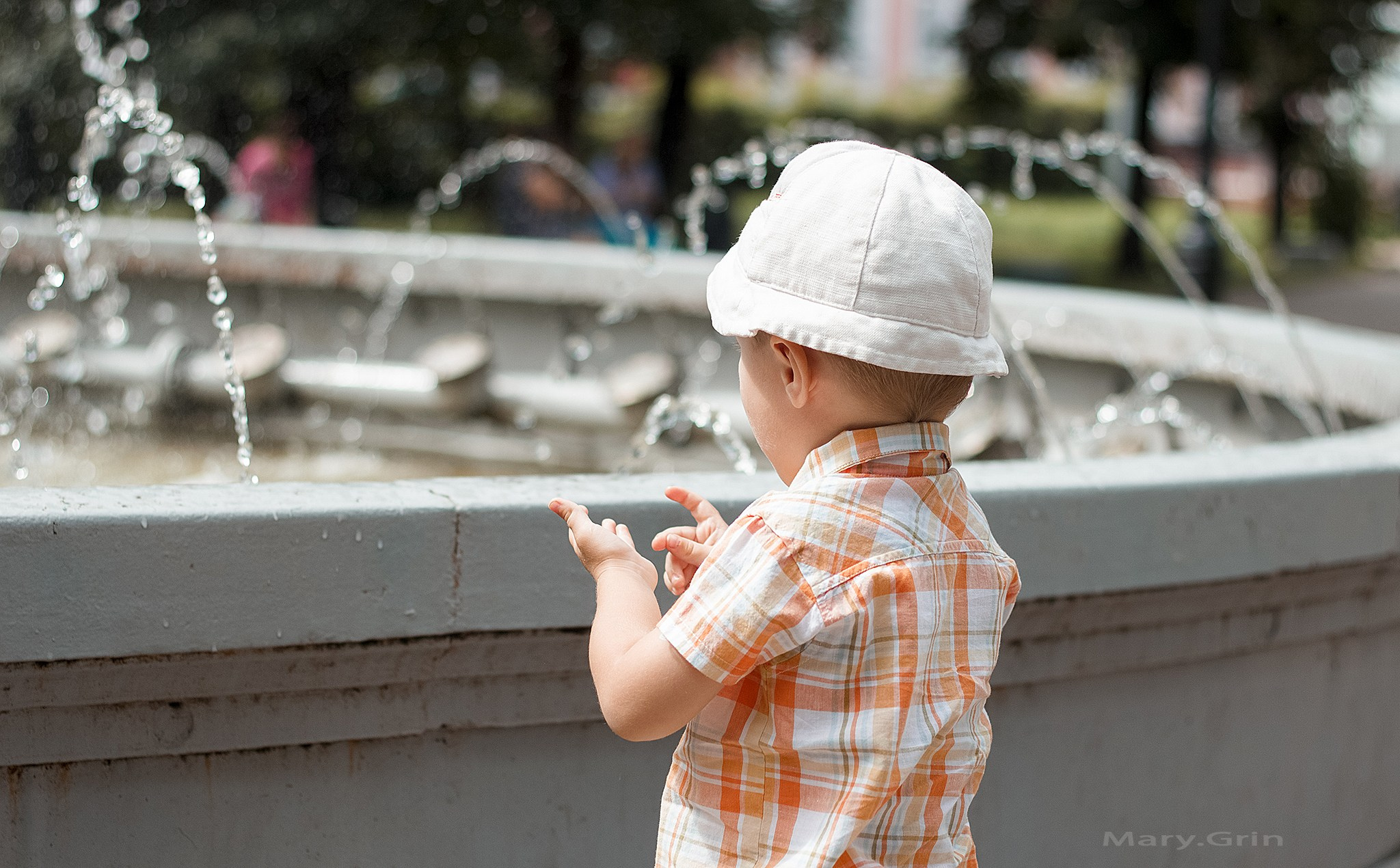 У фонтана. Детский и семейный фотограф, фотограф мероприятий Нижний Новгород