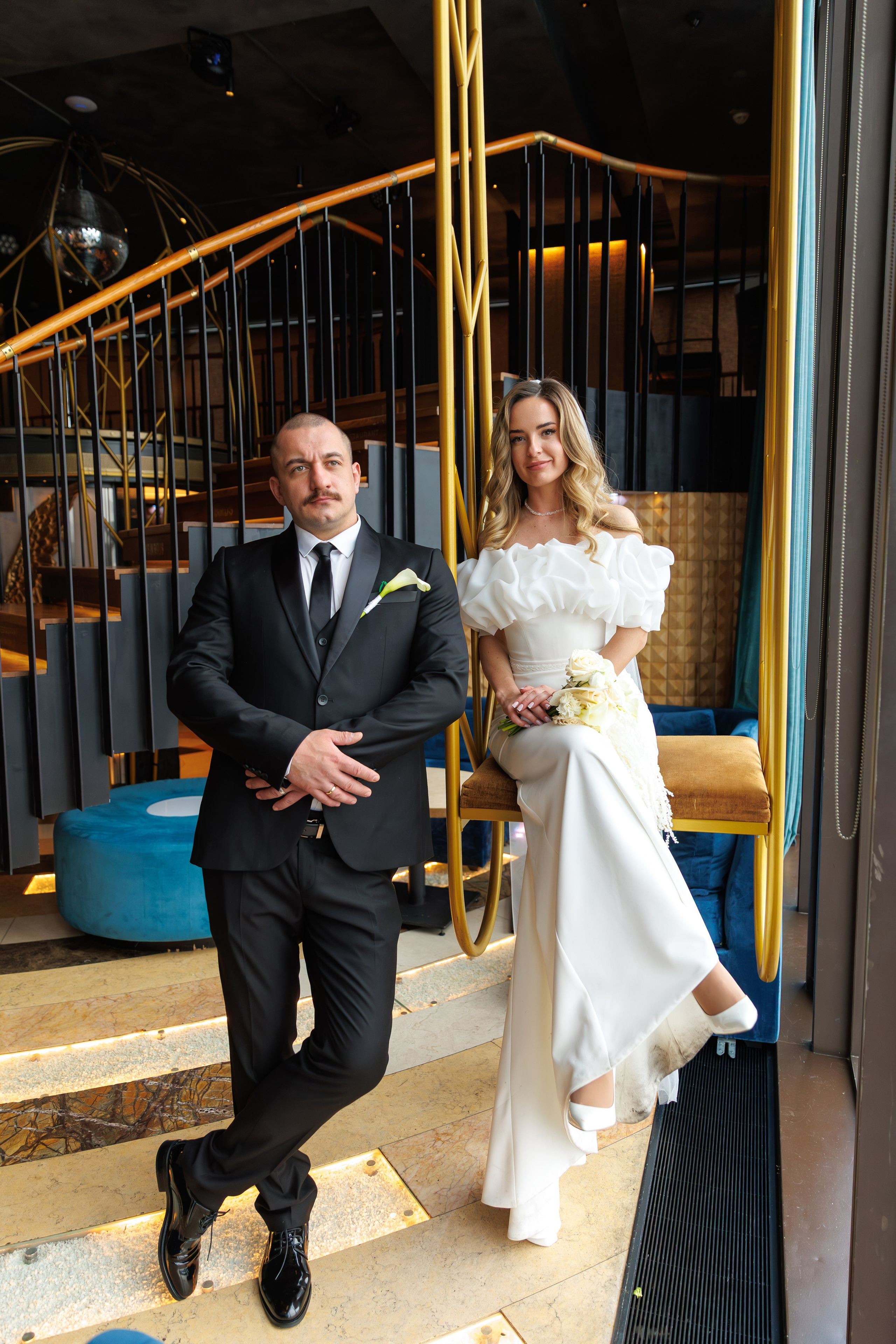 Свадебная фотосессия в ресторане Birds