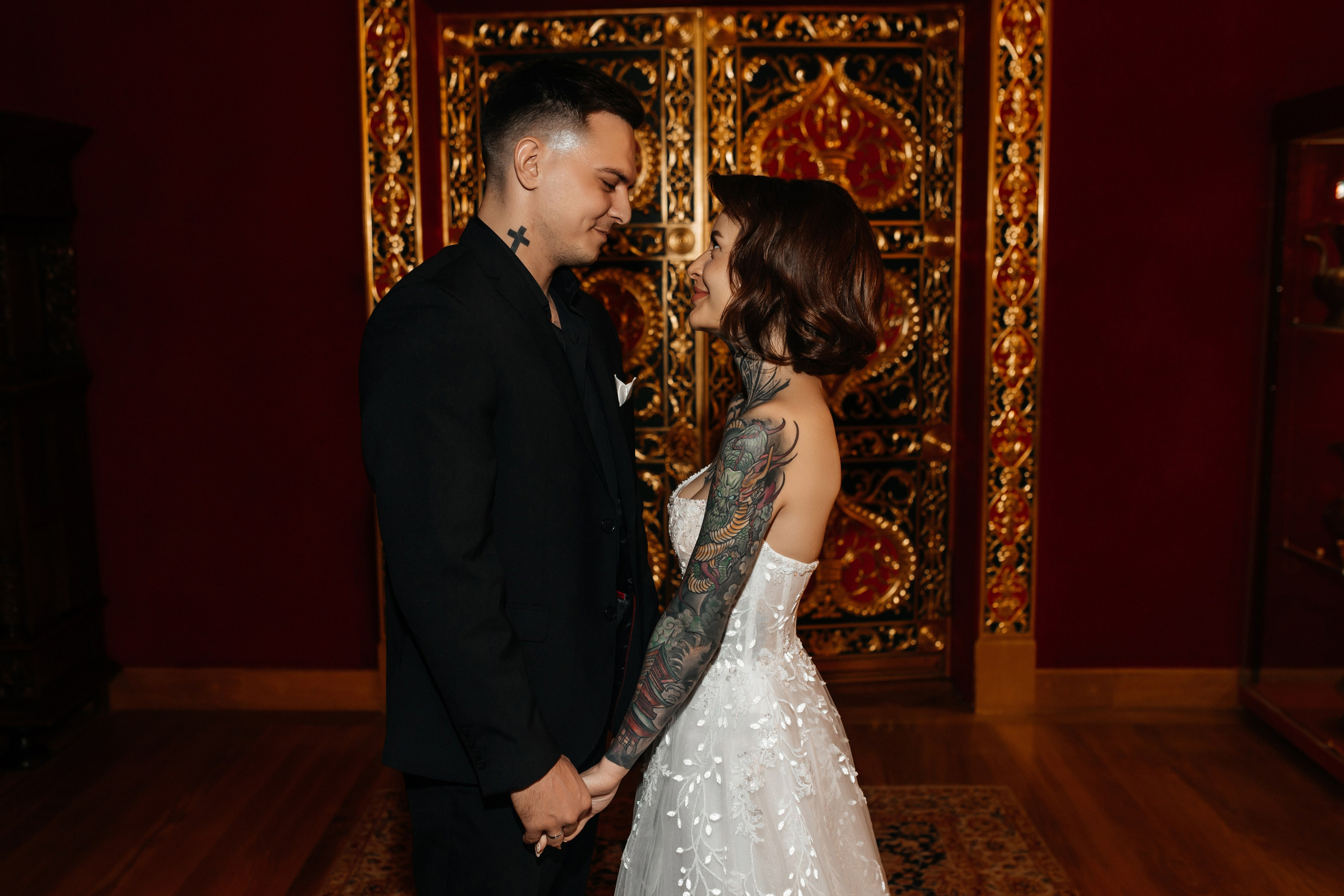 Свадебная фотосессия в Коломенском. Фотограф Наталия Федосова, г. Москва. TG и Instagram @nataliya_raw