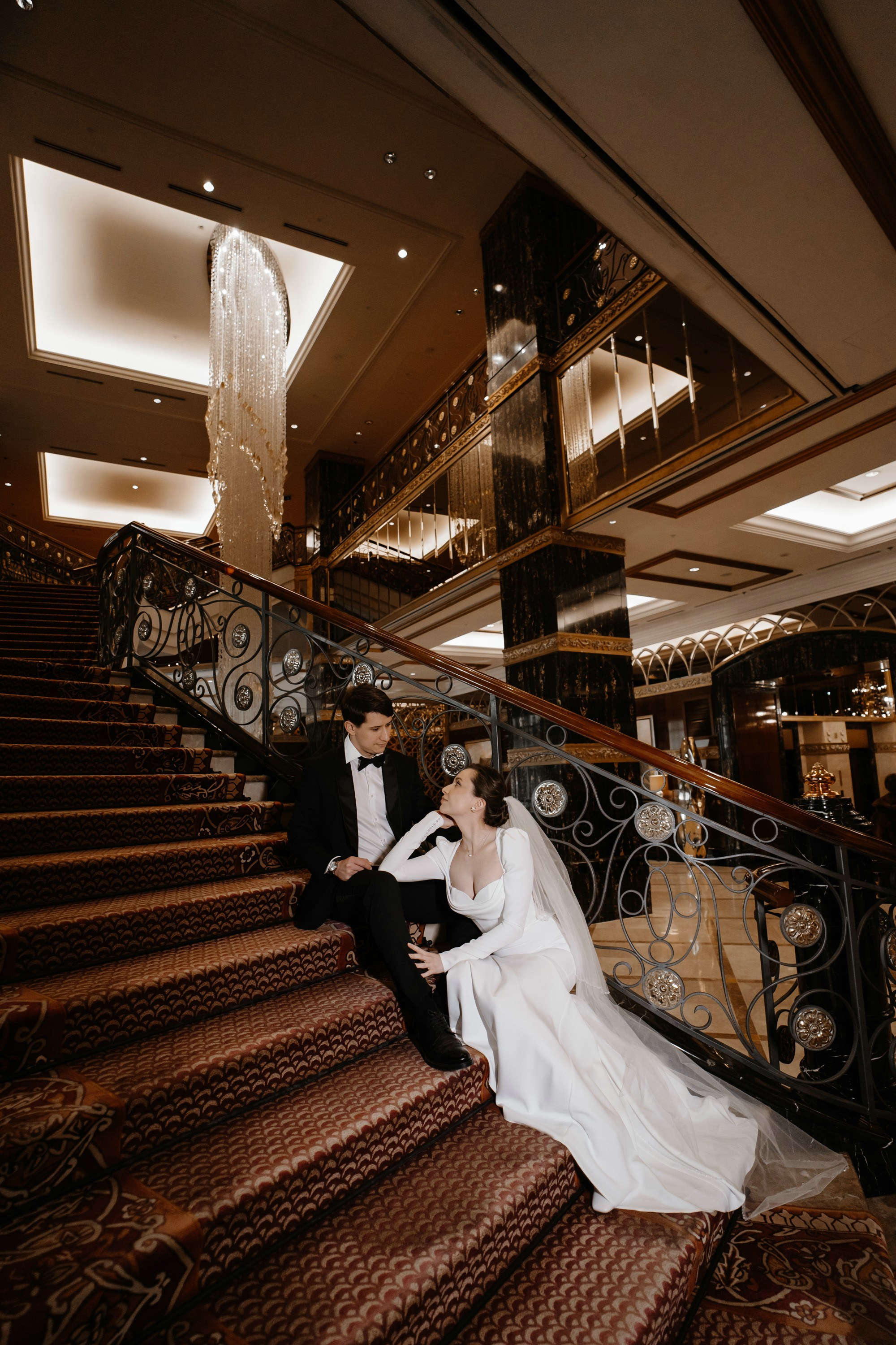 Фотосессия свадьбы в Lotte Plaza. Свадебный и семейный фотограф в Москве Светлана Зоткина