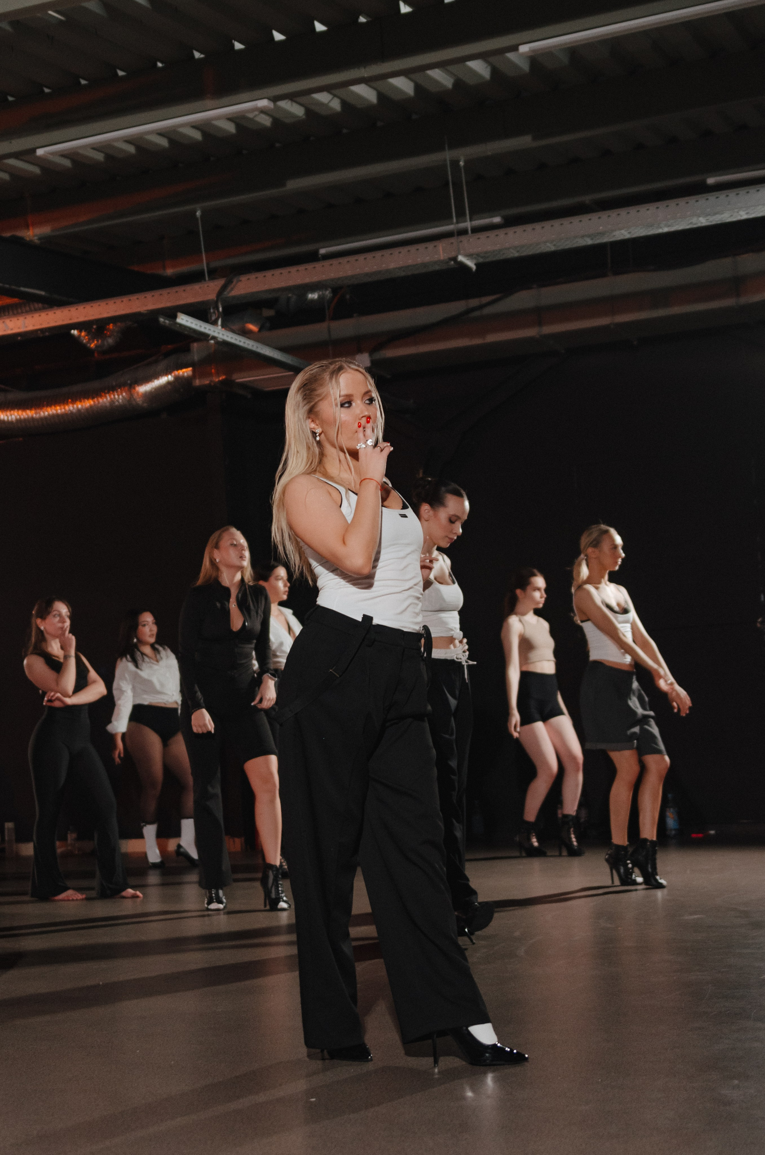 Birthday heels class Екатерины Ингачевой. Денисова Аля — фотограф для парных съемок и индивидуальных историй в Барнауле