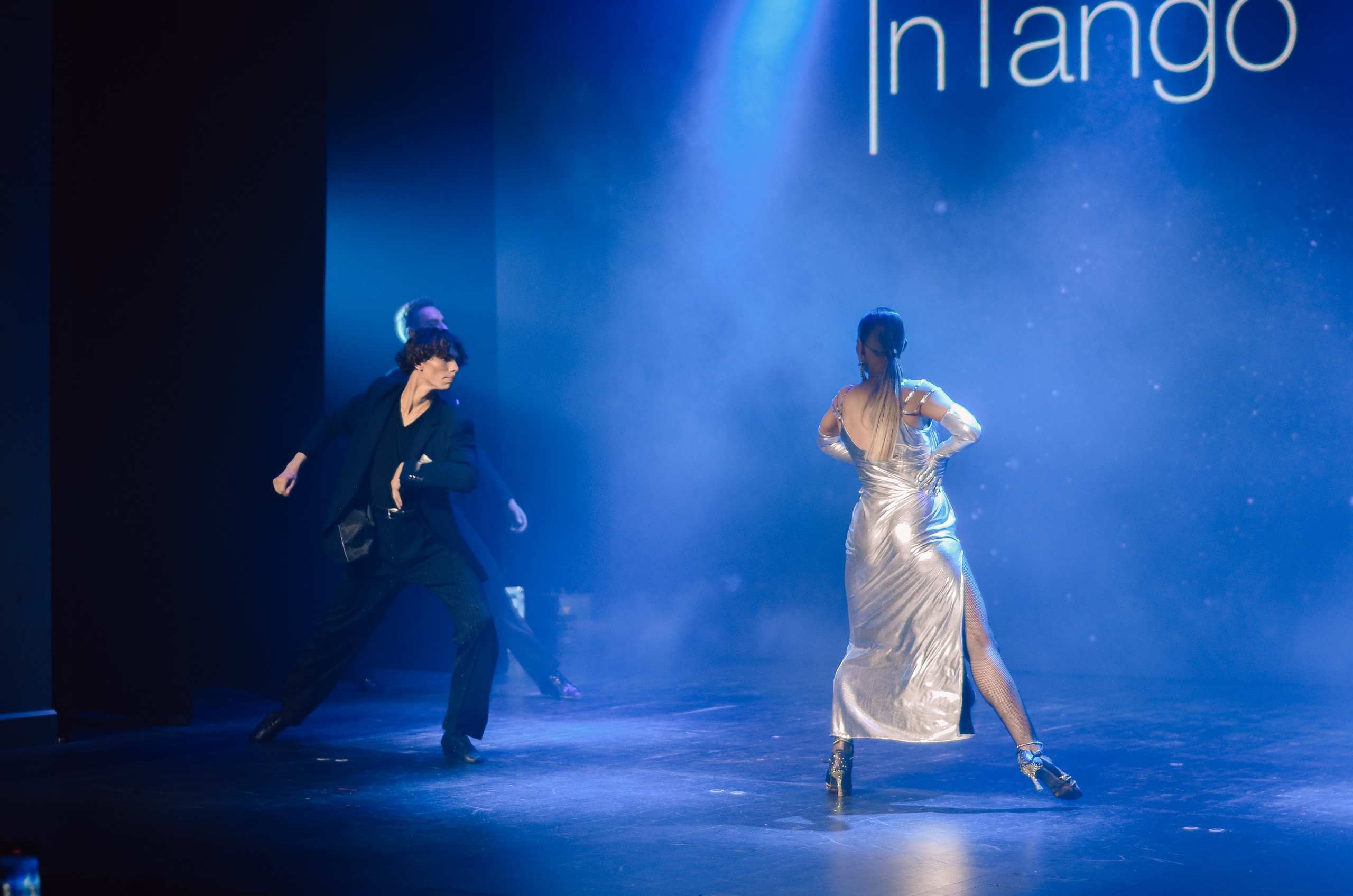 Фоторепортаж танцевального мероприятия. Денисова Аля — фотограф для парных съемок и индивидуальных историй в Барнауле