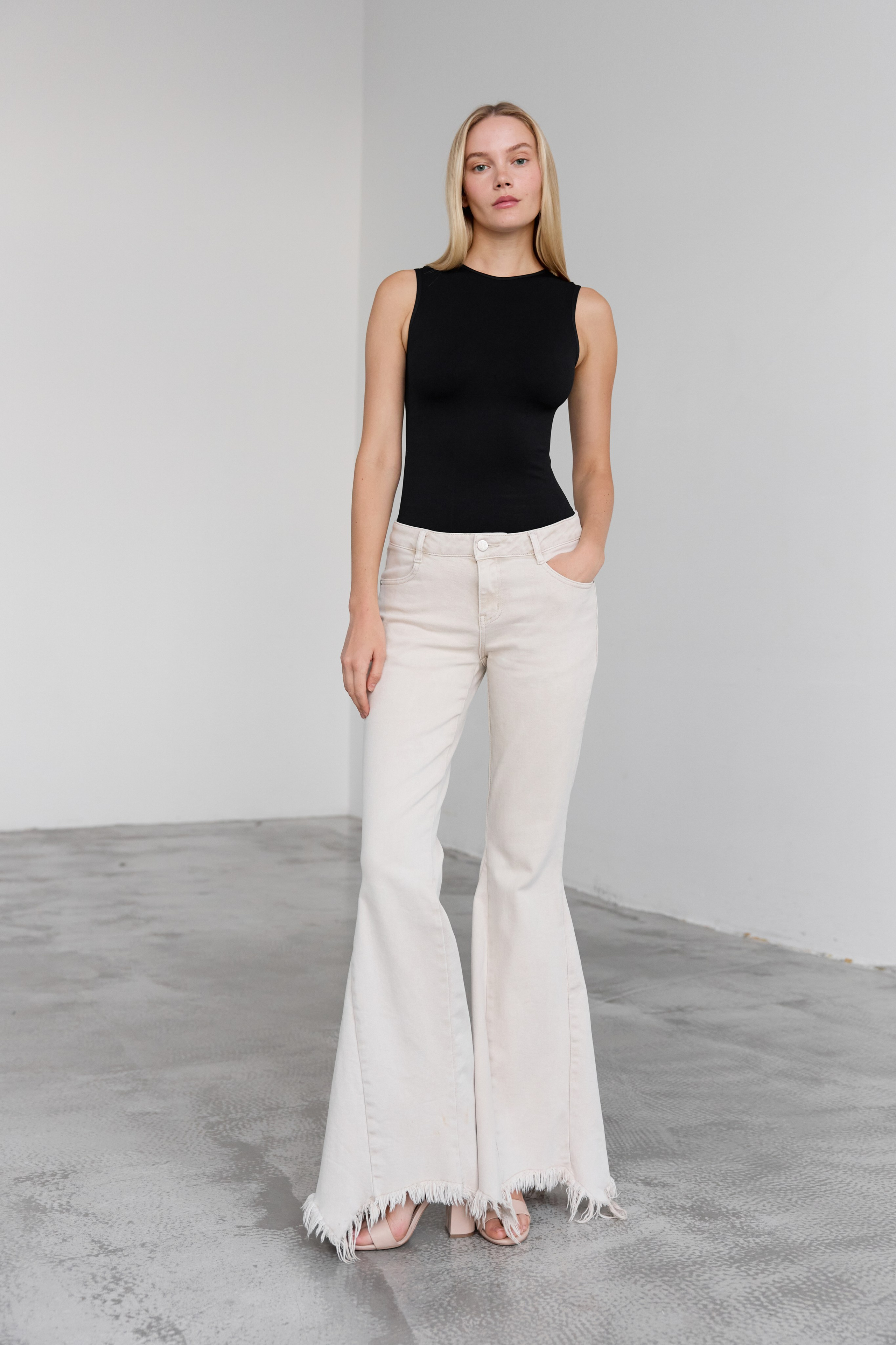 Yana. Darya Abramova photographer