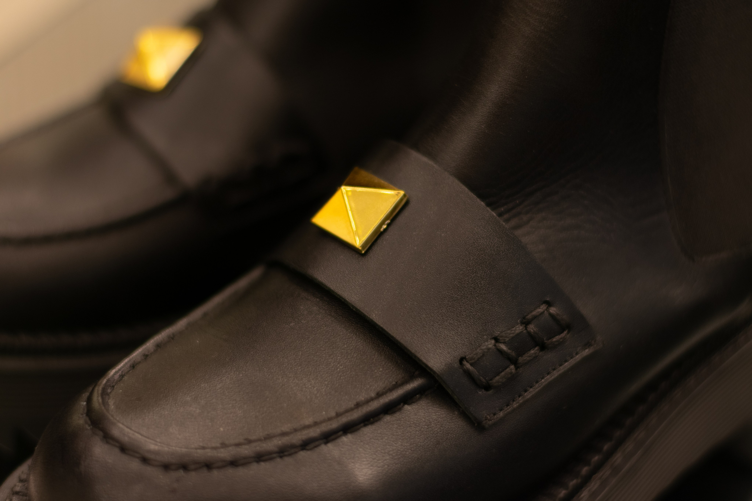 Для организаций. Предметная фотосессия для обувного магазина Capsula. Фотограф/видеограф Богдан Голованов