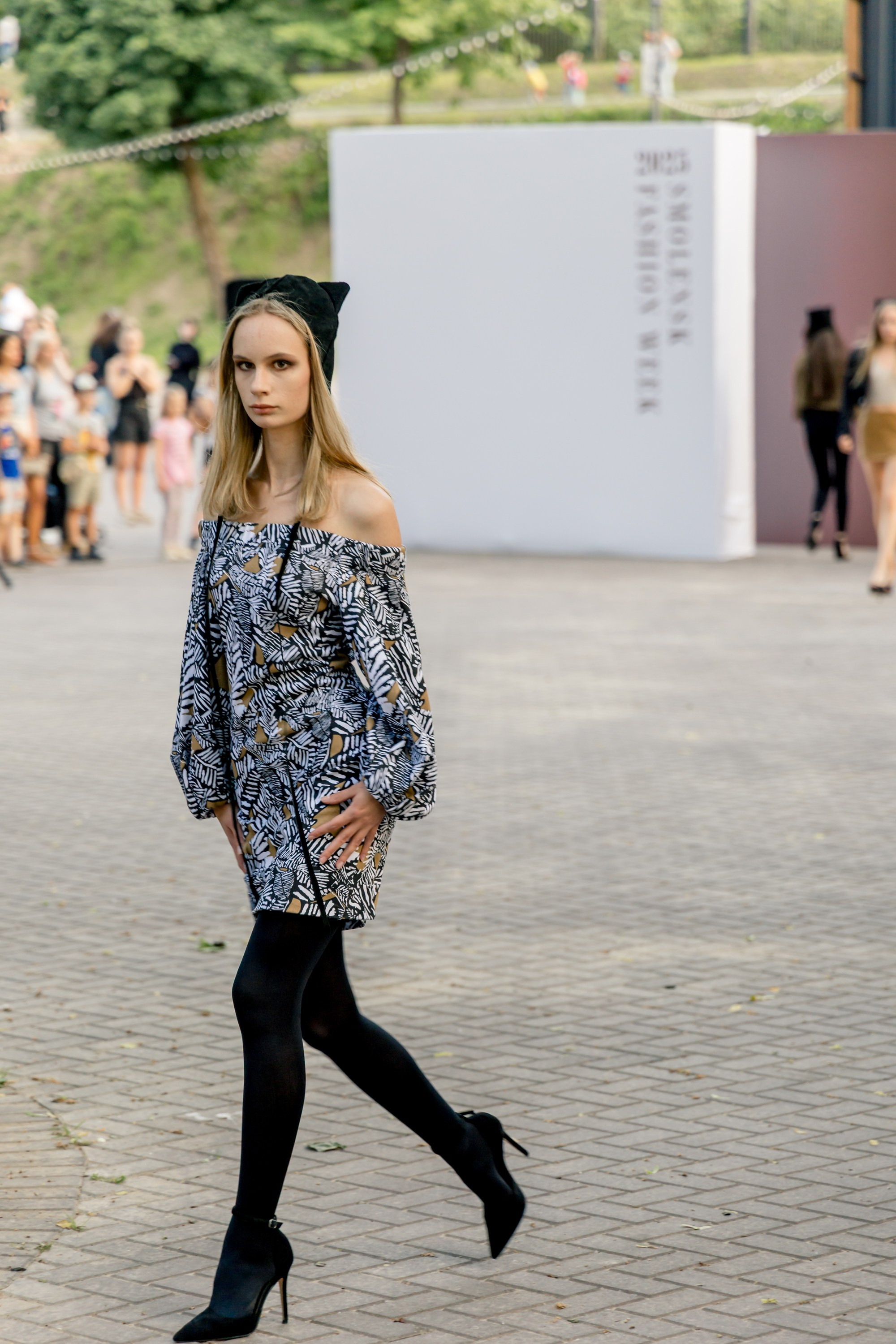 Smolensk Fashion Week 2025_показы_ДЕНЬ 1_ВЕЧЕРНИЙ ПОКАЗ_19:00. Главная