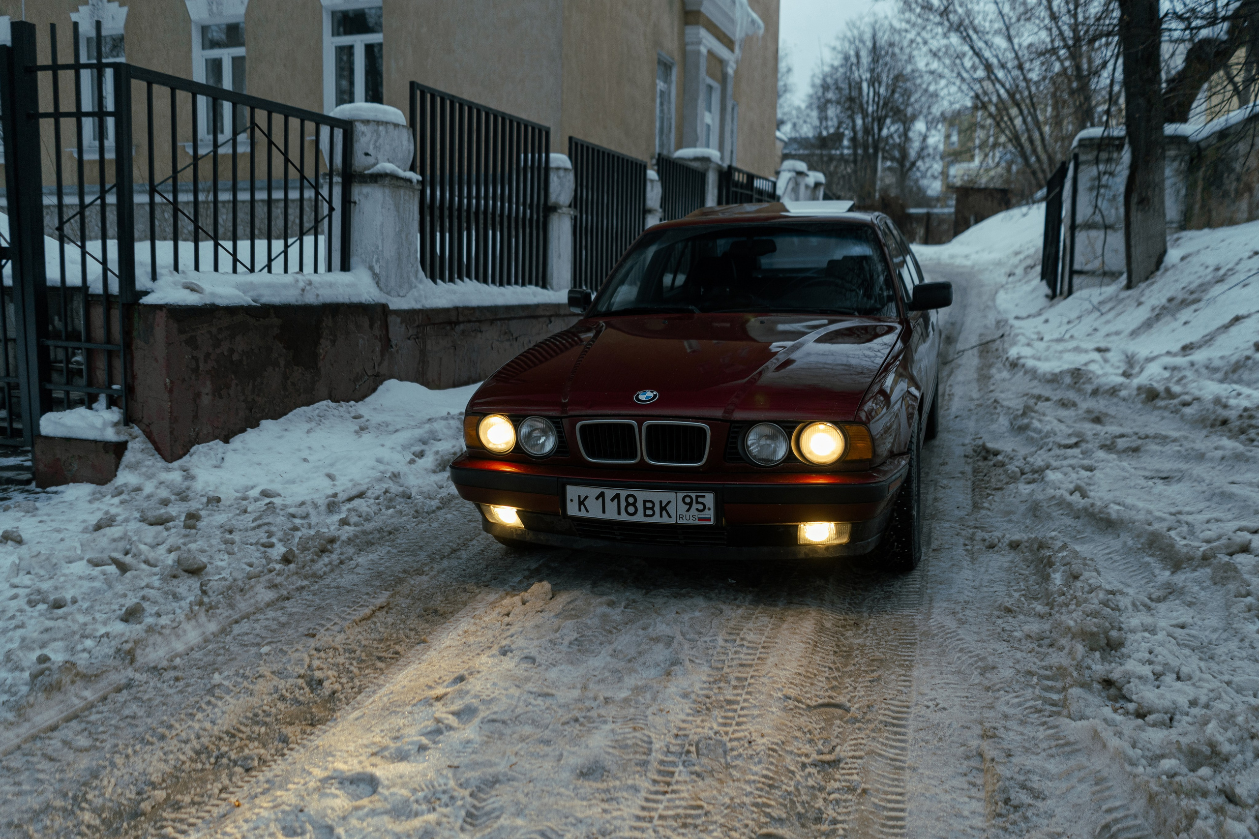 Автомобильная фото-сессия BMW 540i E34 в Калуге