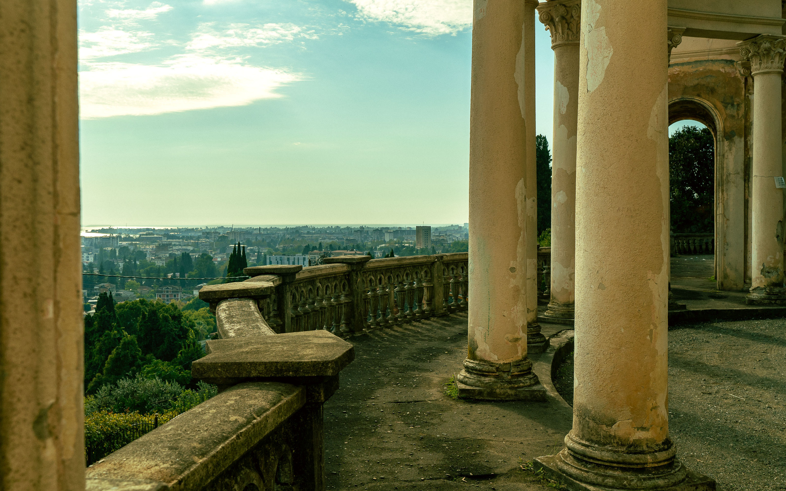 Абхазия другая, с гидом-фотографом. Фотограф в Сочи Елена Лисотина. Фототуры в Сочи