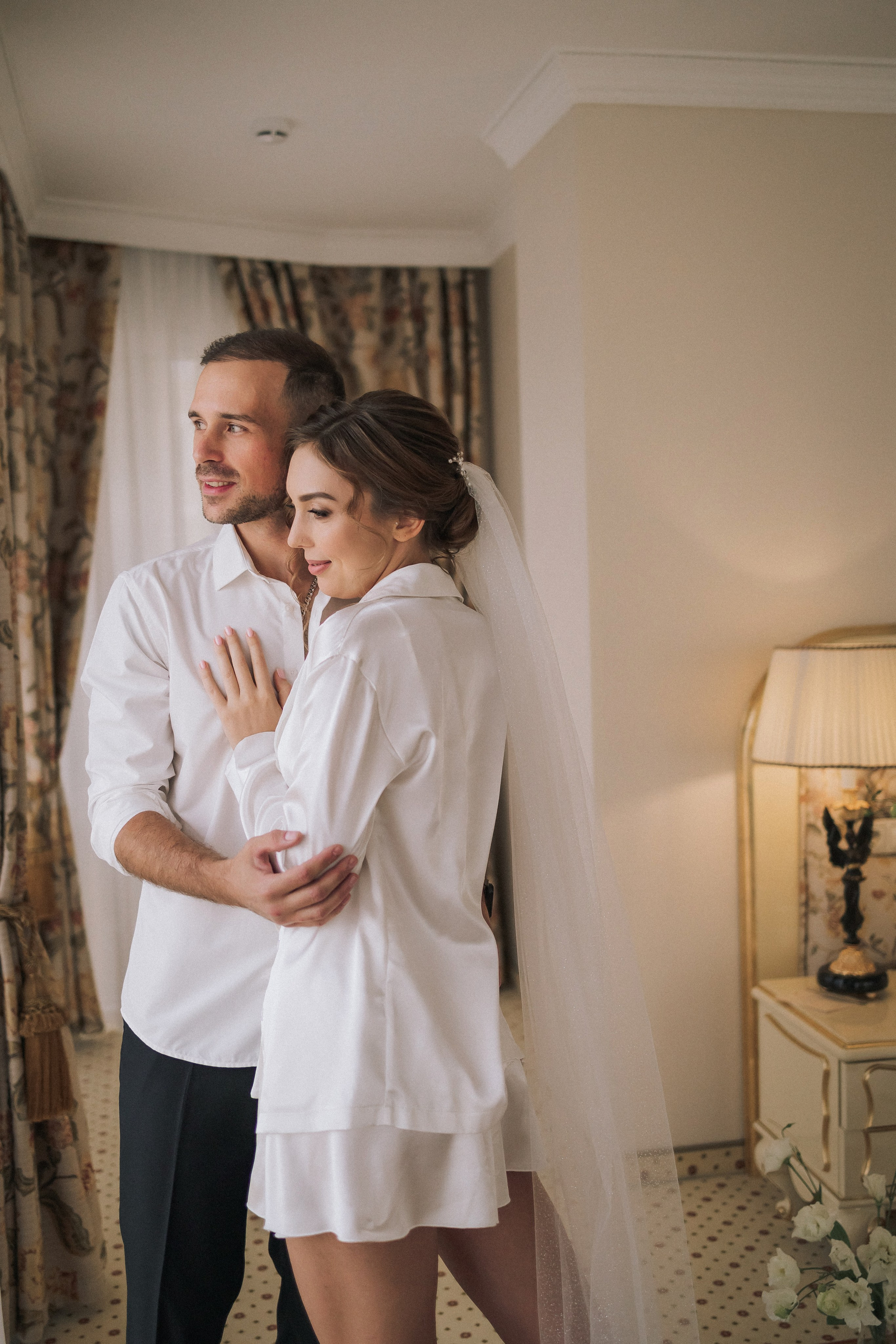 Свадебная прогулка Екатерины и Евгения. Свадебная фотография. Арина Рубах