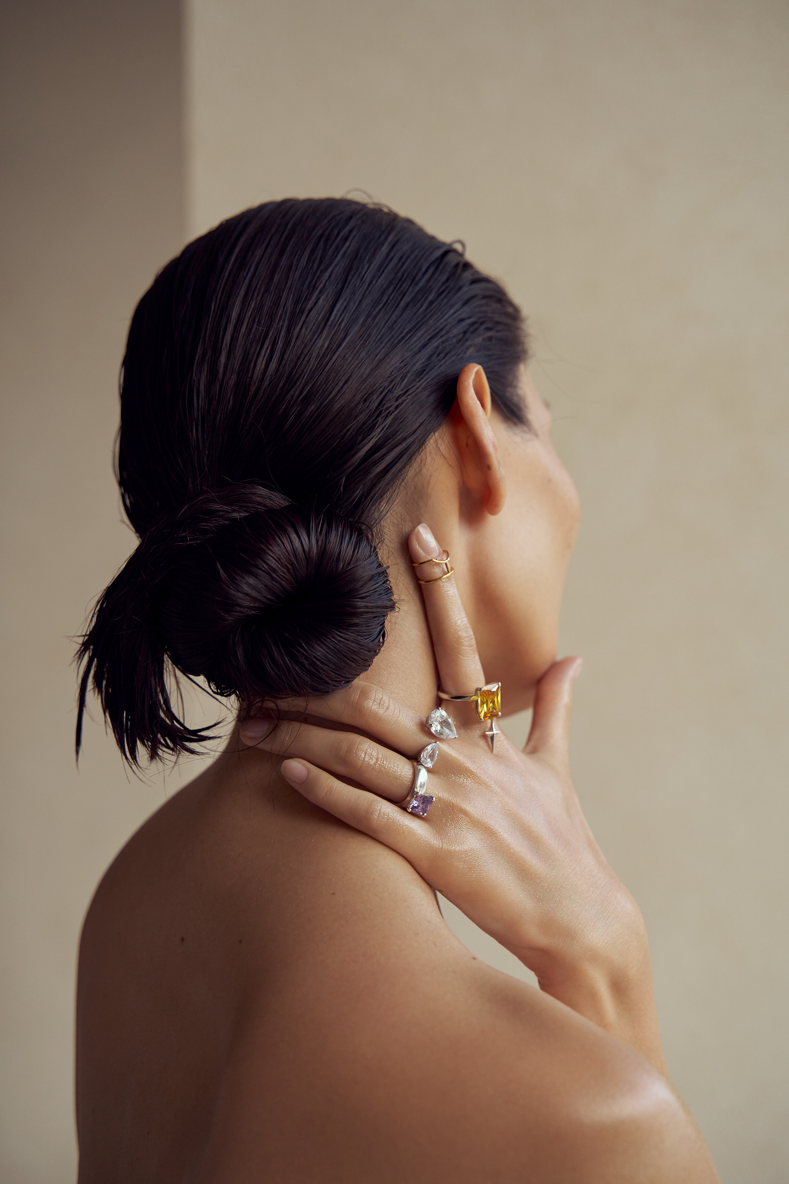 Современная фотосъемка для брендов украшений