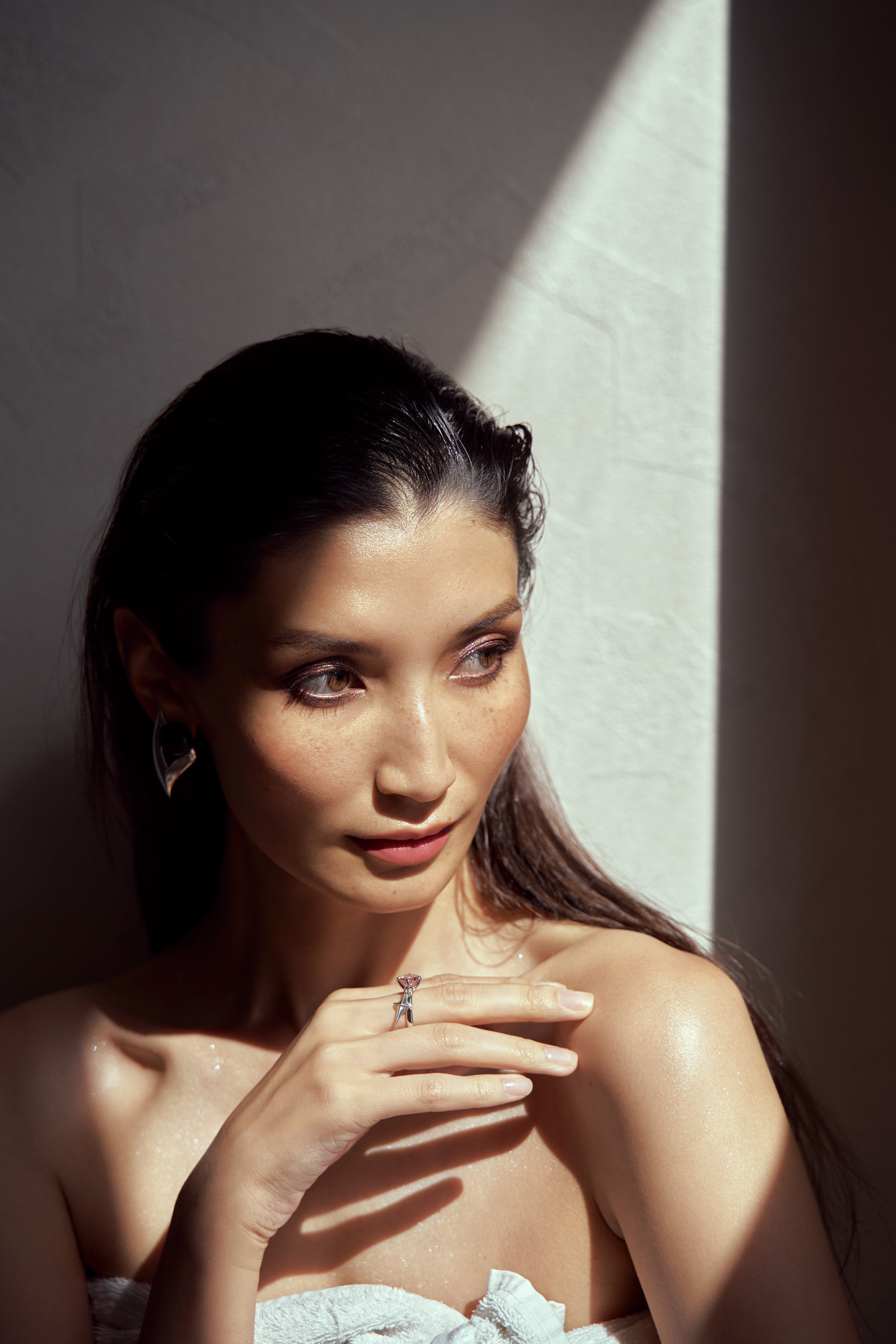 Современная фотосъемка для брендов украшений