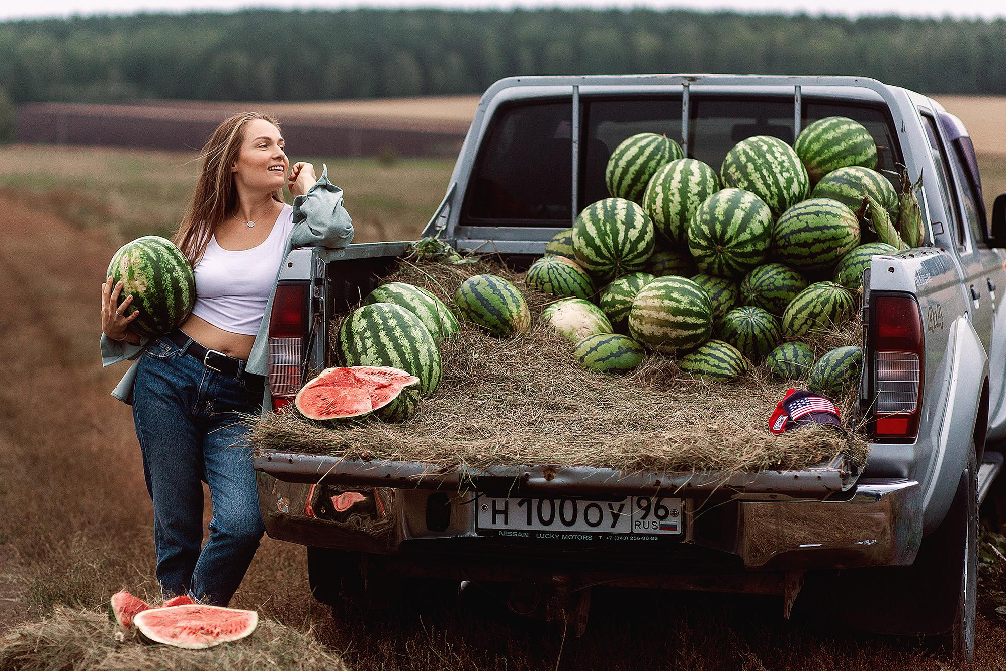 Фотопроект «Арбузные страсти». Ярослава. Детский и семейный фотограф Yulia Moon