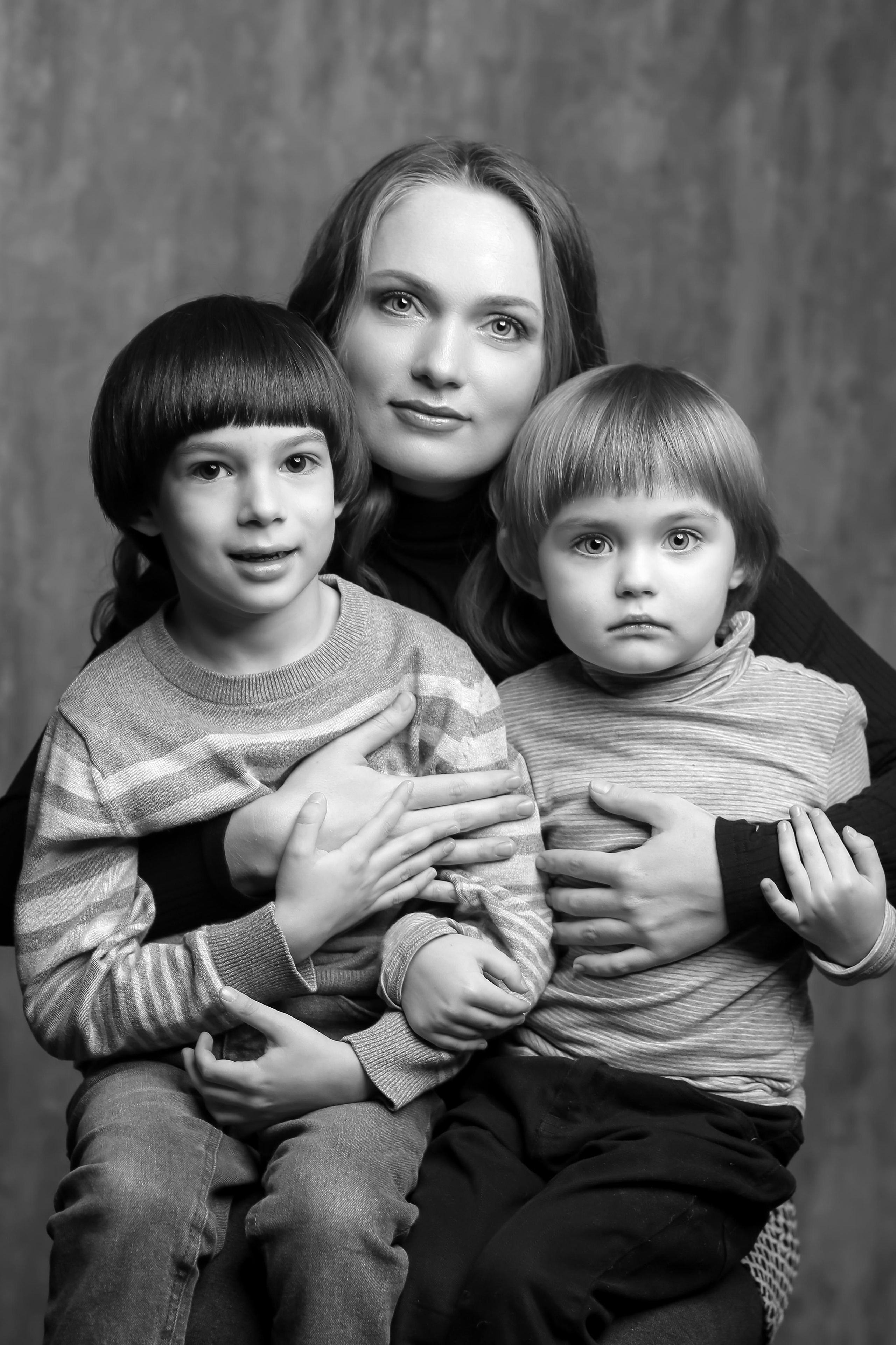 Фотопроект «Мама». Детский и семейный фотограф Yulia Moon