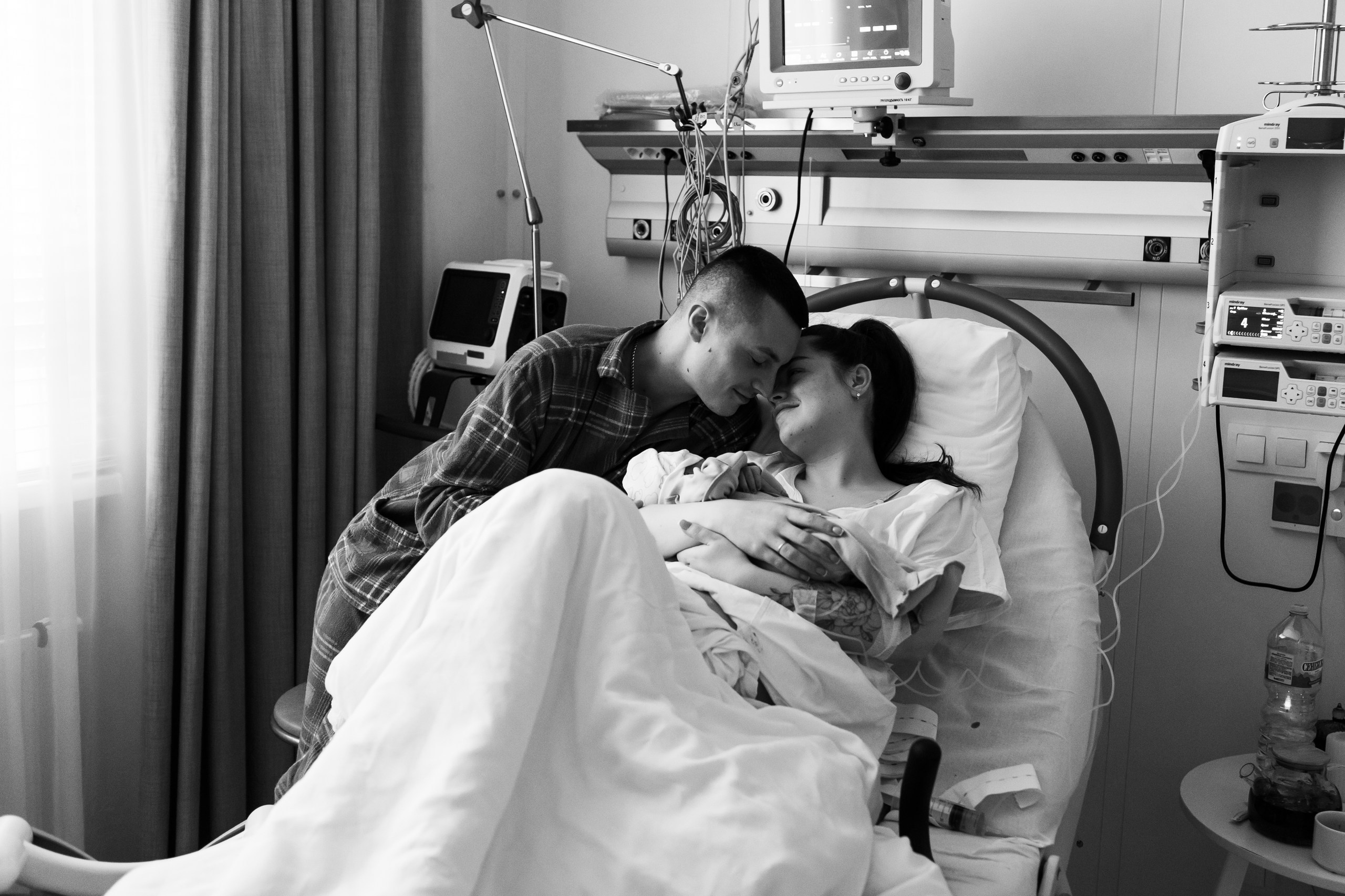 Фотограф на роды в Мать и Дитя Лахта