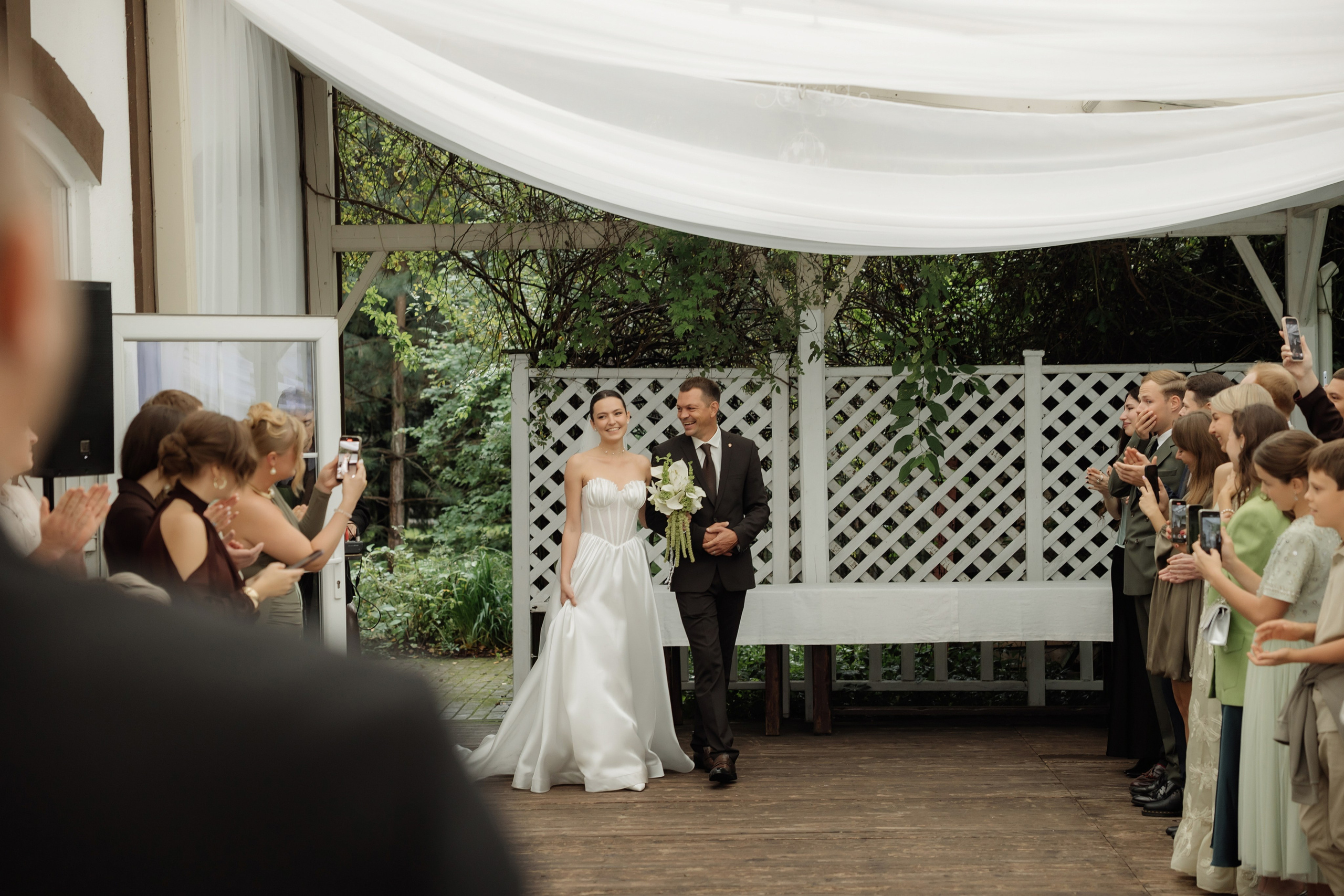 Ты рядом со мной, и это — самый чистый кайф! ♥. Свадебный фотограф Калининград