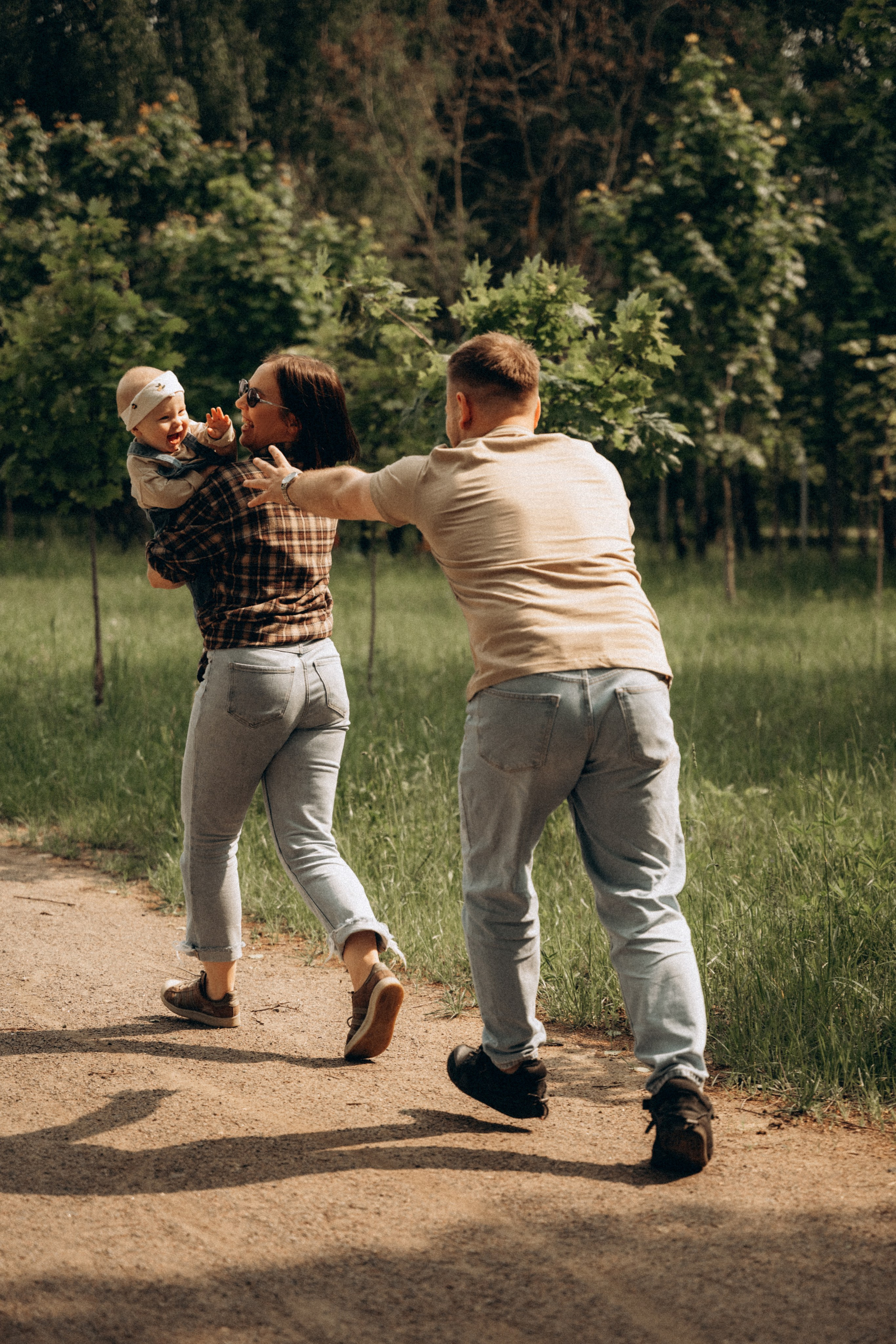 Настя, Женя, Мирон и Изи. Фотограф Мария Миллс | Минск