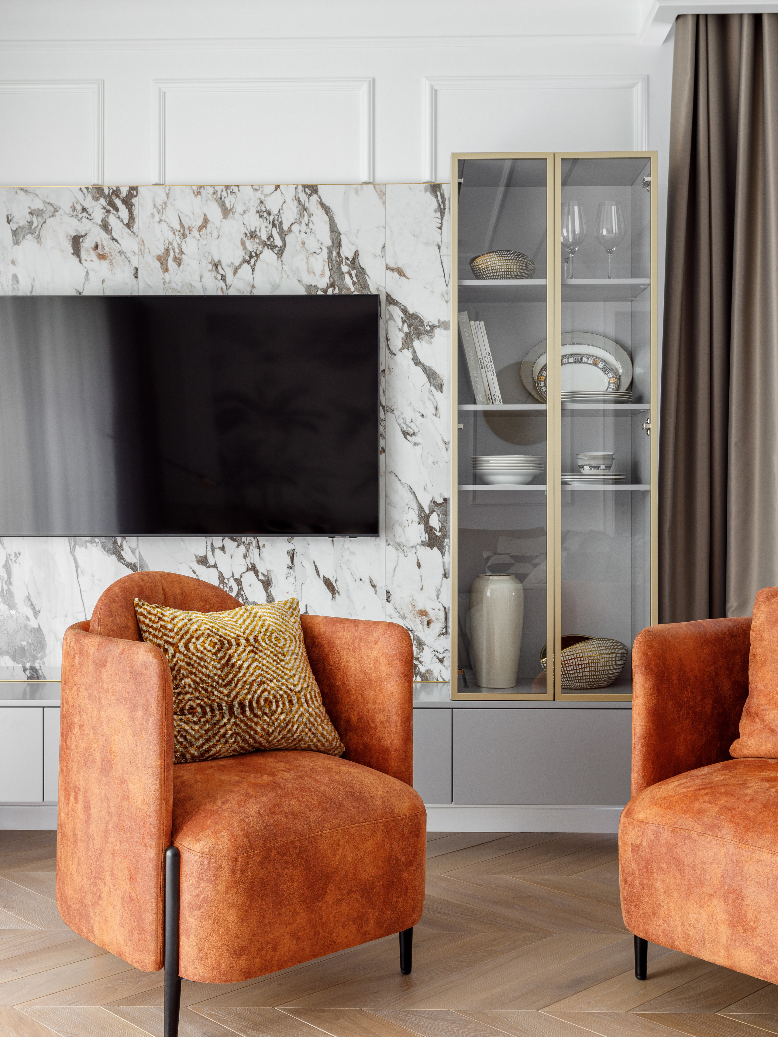 Студия HomeBox: Дом в подарок родителям в с. Рамено. Интерьерный фотограф Дима Птицын и стилист Дарья Копылова