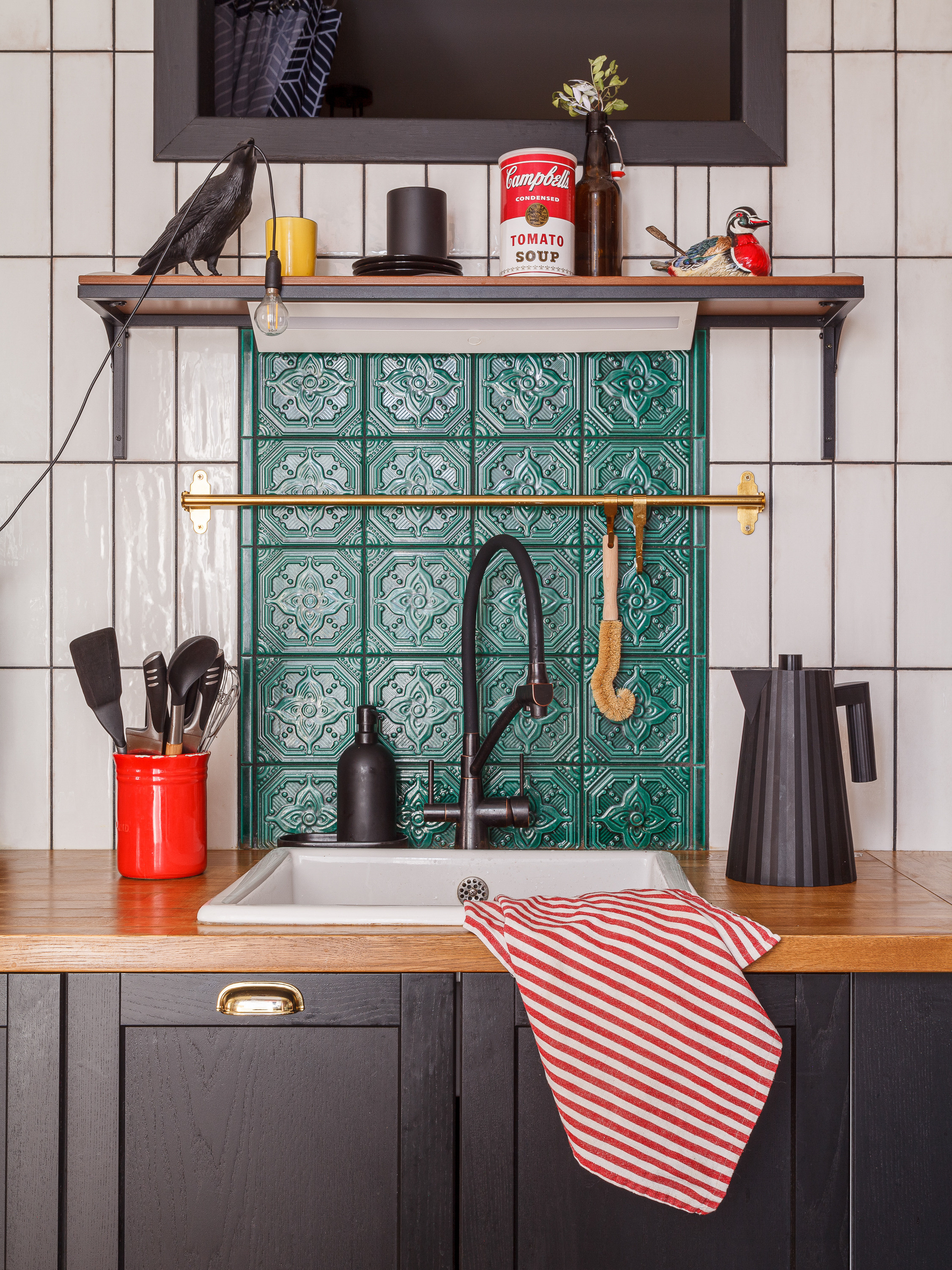 Яркая сталинка Иры Корнец. Интерьерный фотограф Дима Птицын и стилист Дарья Копылова