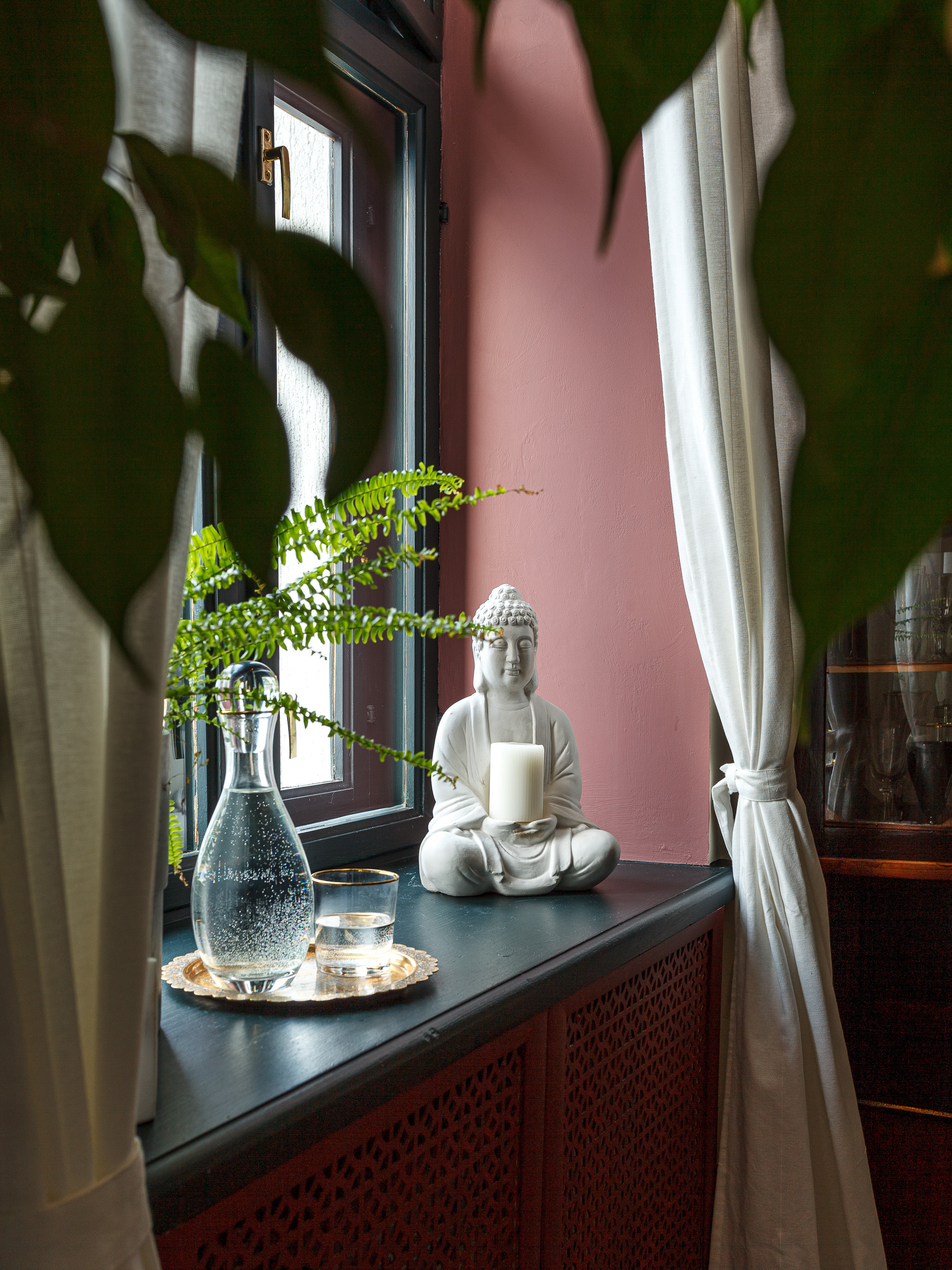 Яркая сталинка Иры Корнец. Интерьерный фотограф Дима Птицын и стилист Дарья Копылова