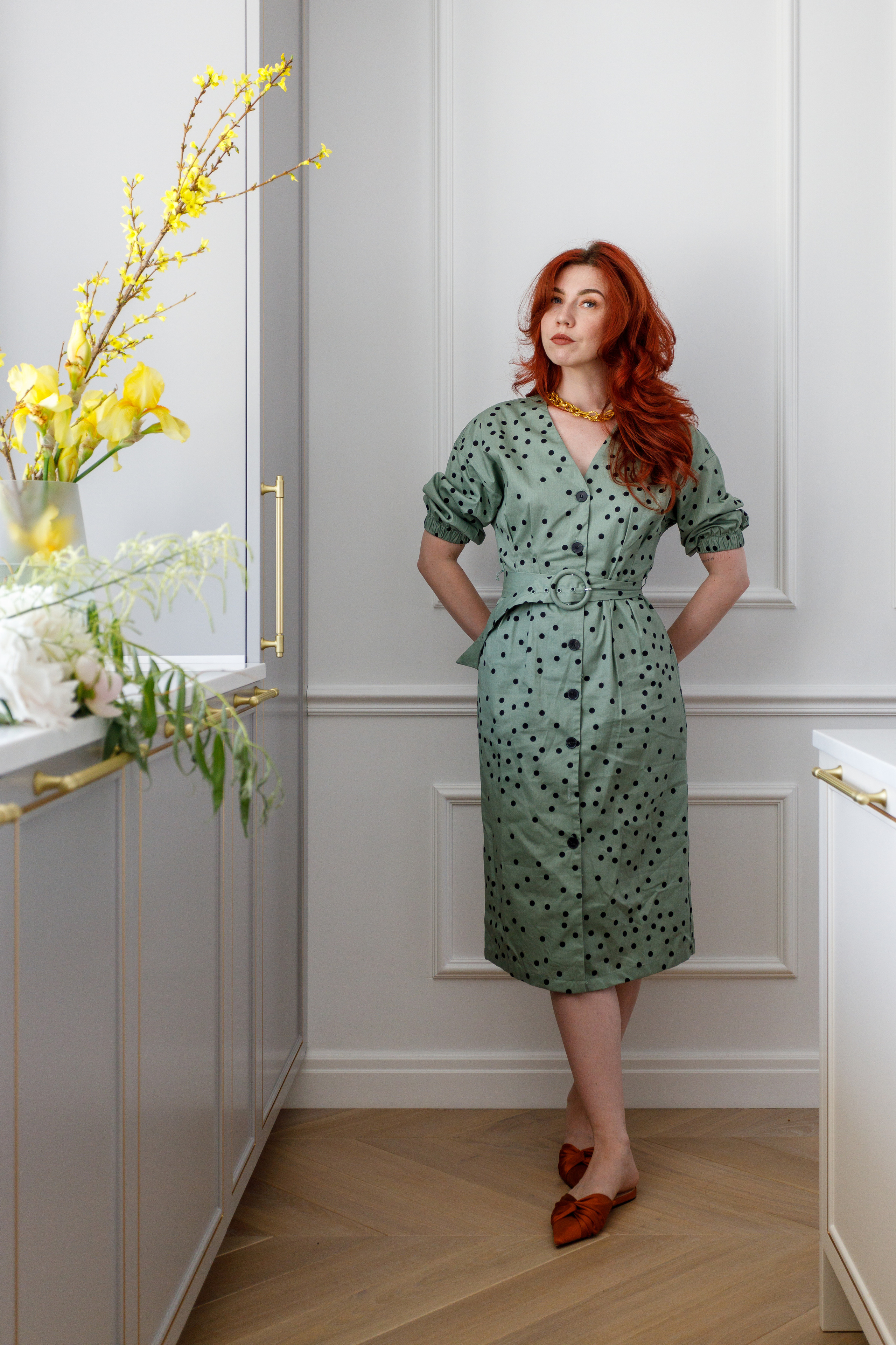 Профессиональная съемка портретов в интерьере в Самаре. Интерьерный фотограф Дима Птицын и стилист Дарья Копылова