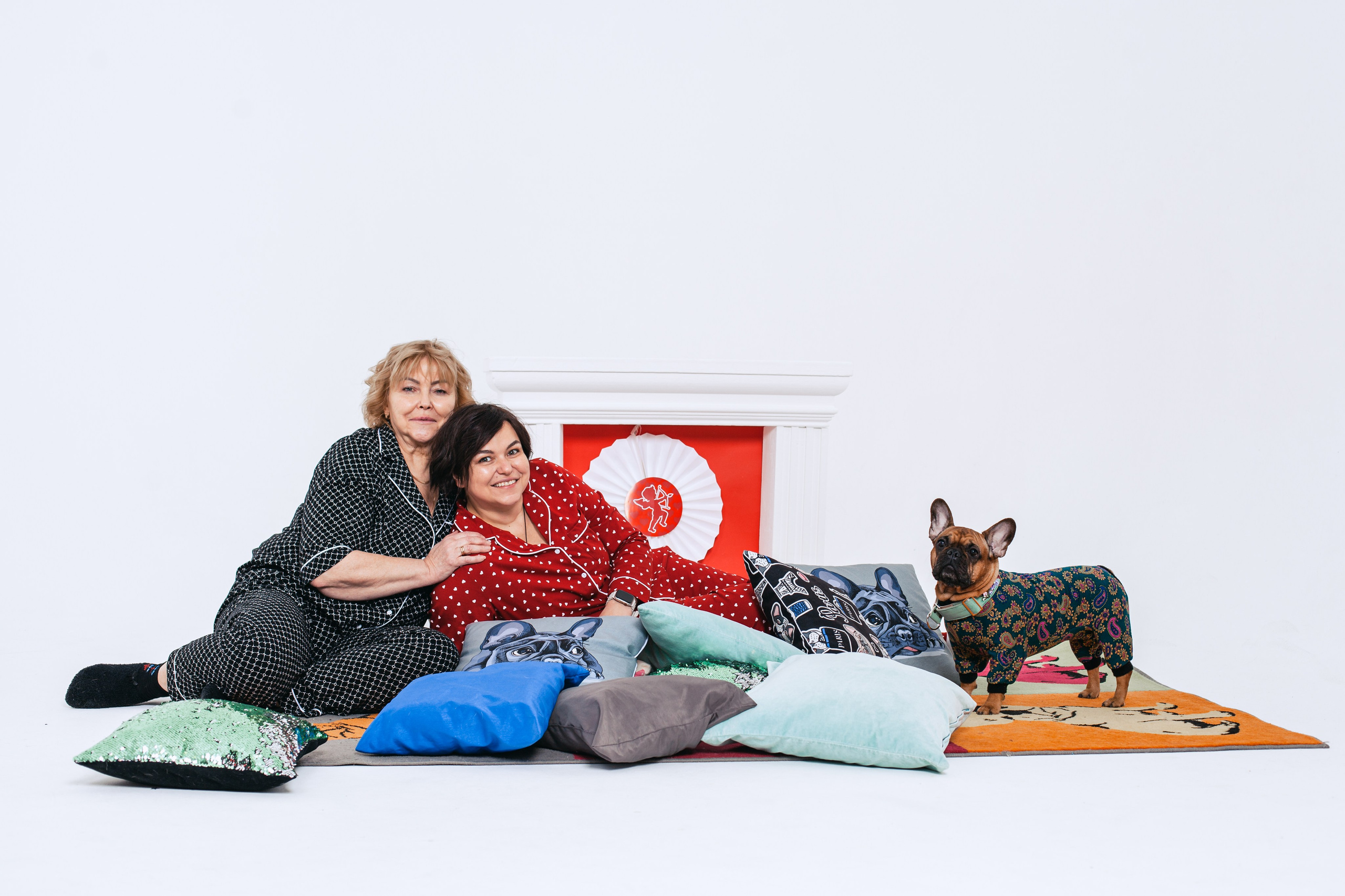 Пижамная вечеринка французских бульдогов и их хозяев. Фотограф-анималист Татьяна Степанова