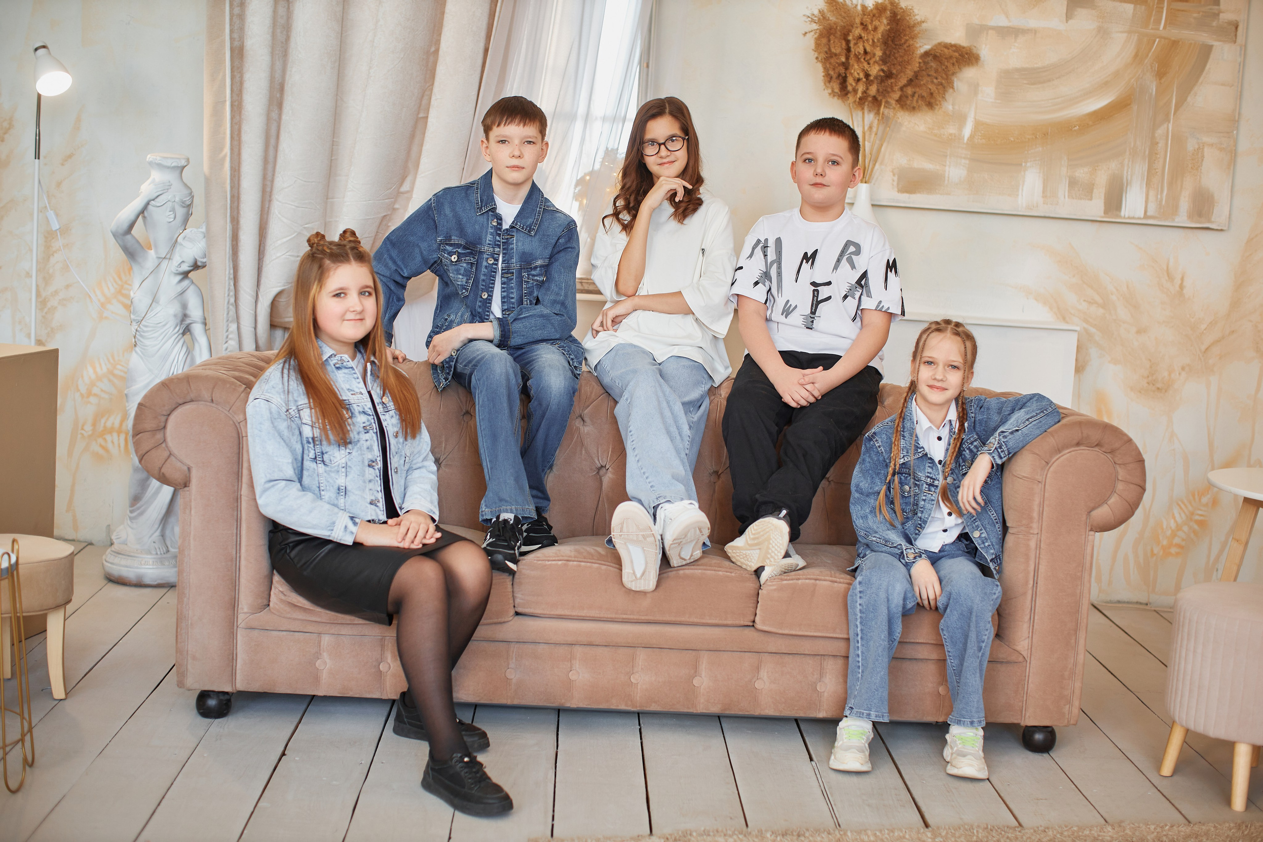 Группы. Выпускные альбомы в городе Курган для всех