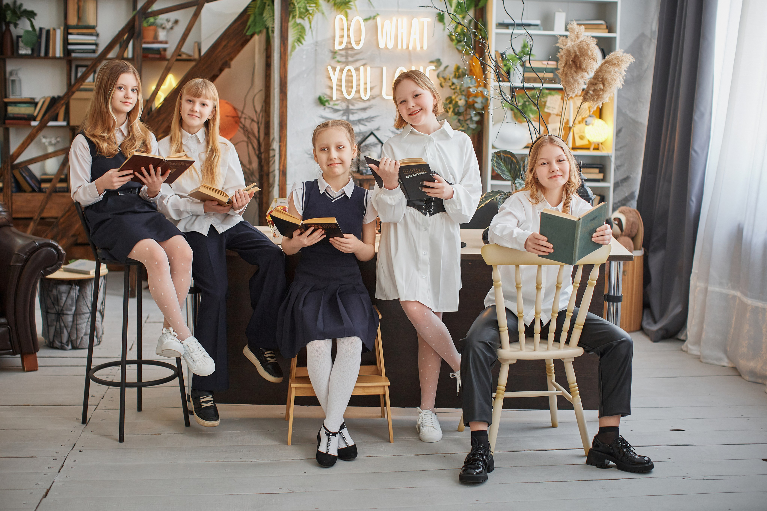 Группы. Выпускные альбомы в городе Курган для всех