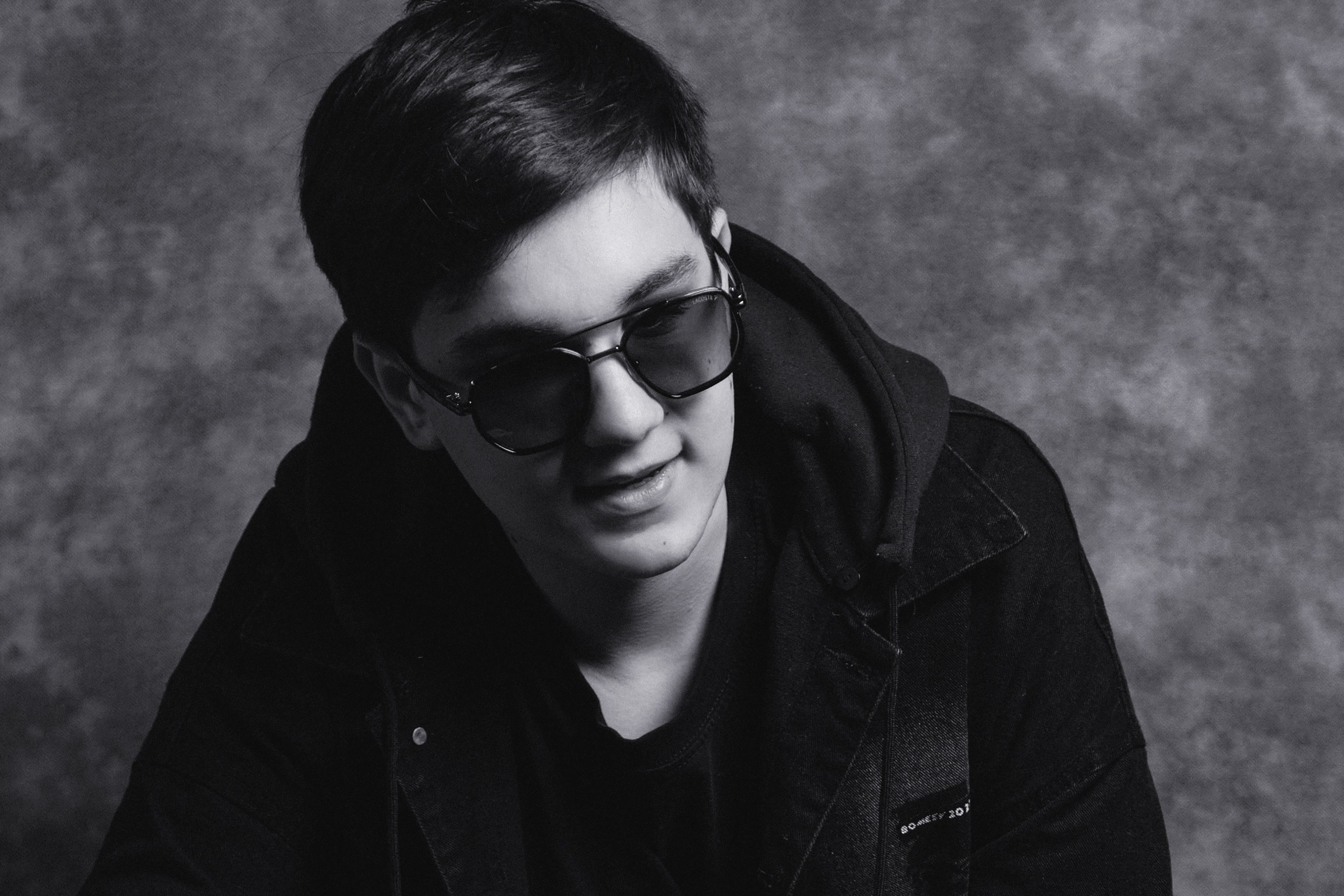 Мужская фотосессия в Самаре. Позы для мужского портрета