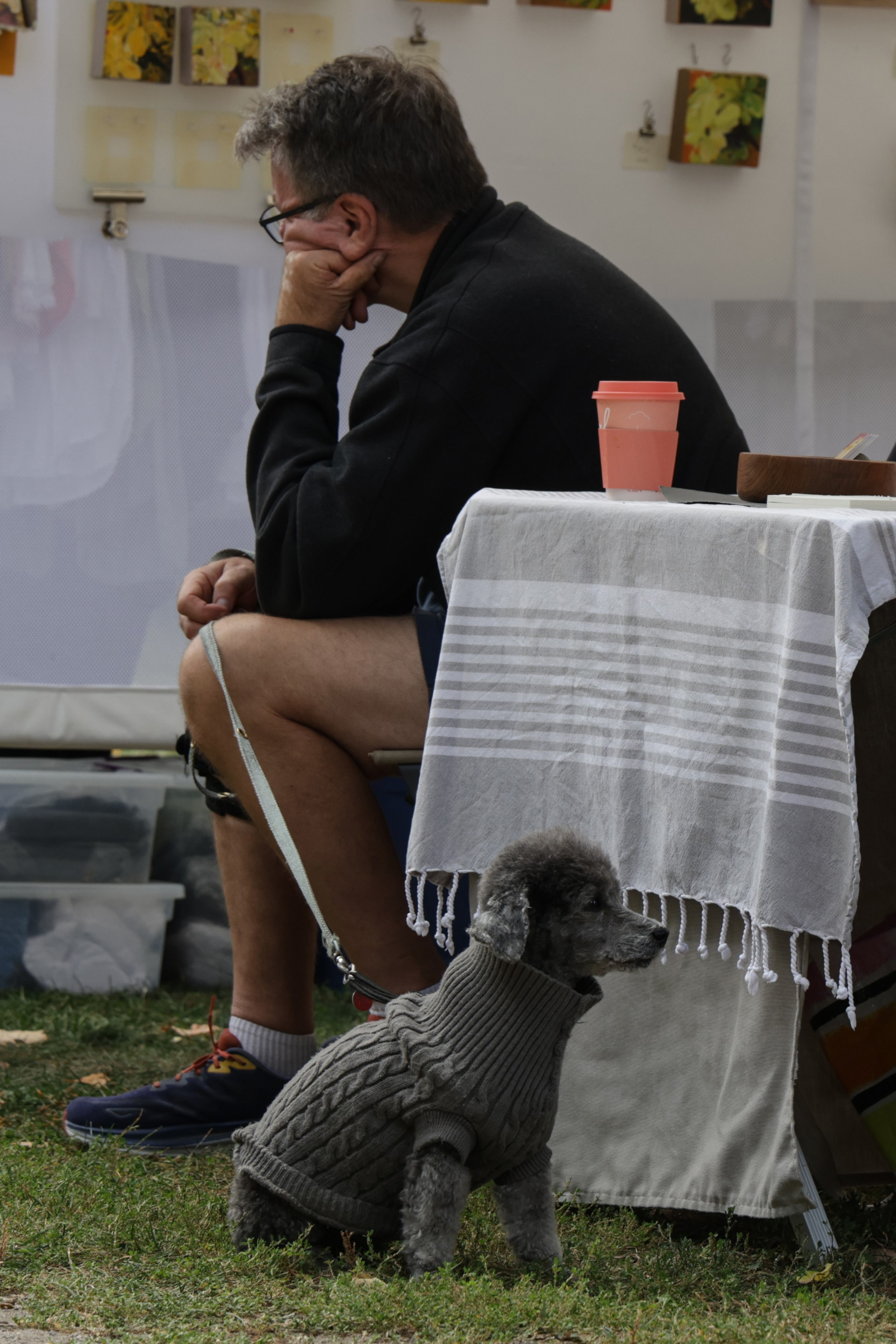 Queen St West Art Crawl. Portrait photographer based in Toronto — Blinova Mariia