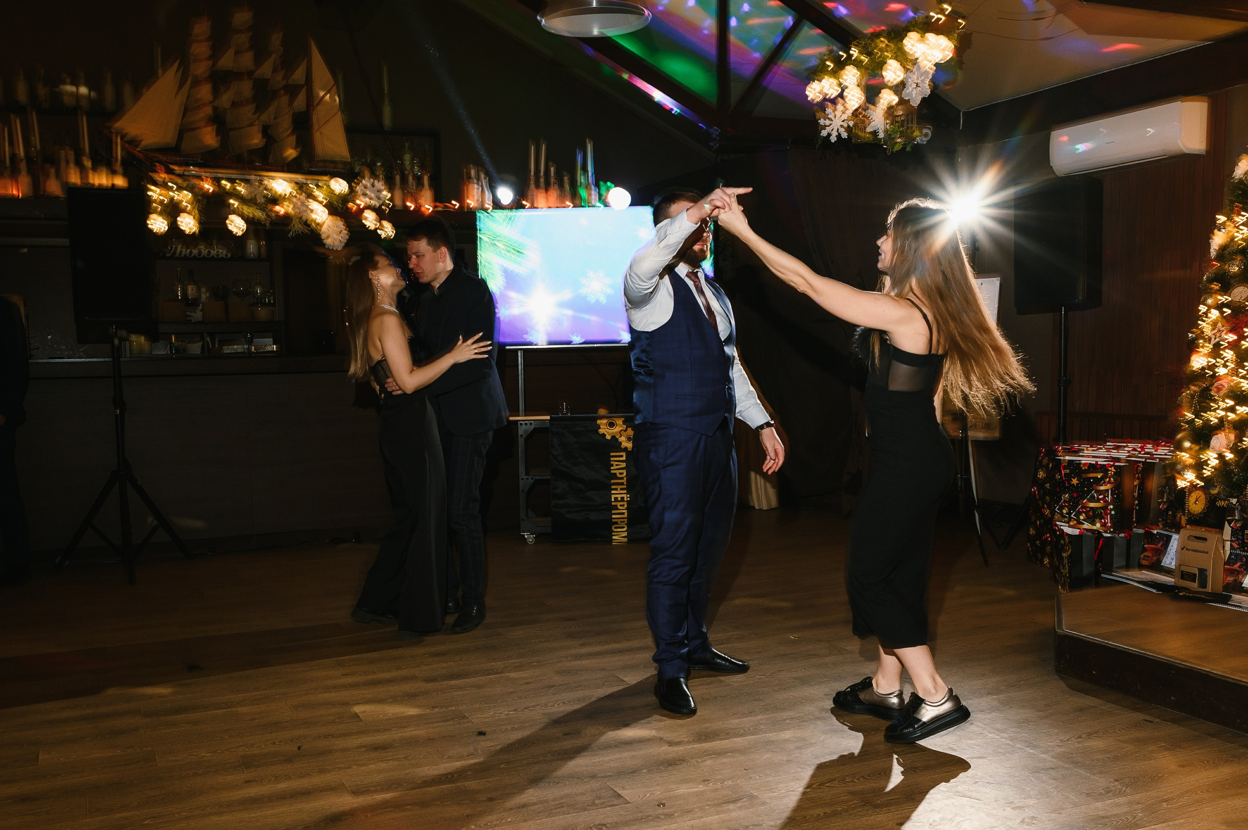 Новогодний корпоратив в «Алых парусах». Wedding and family photographer USA