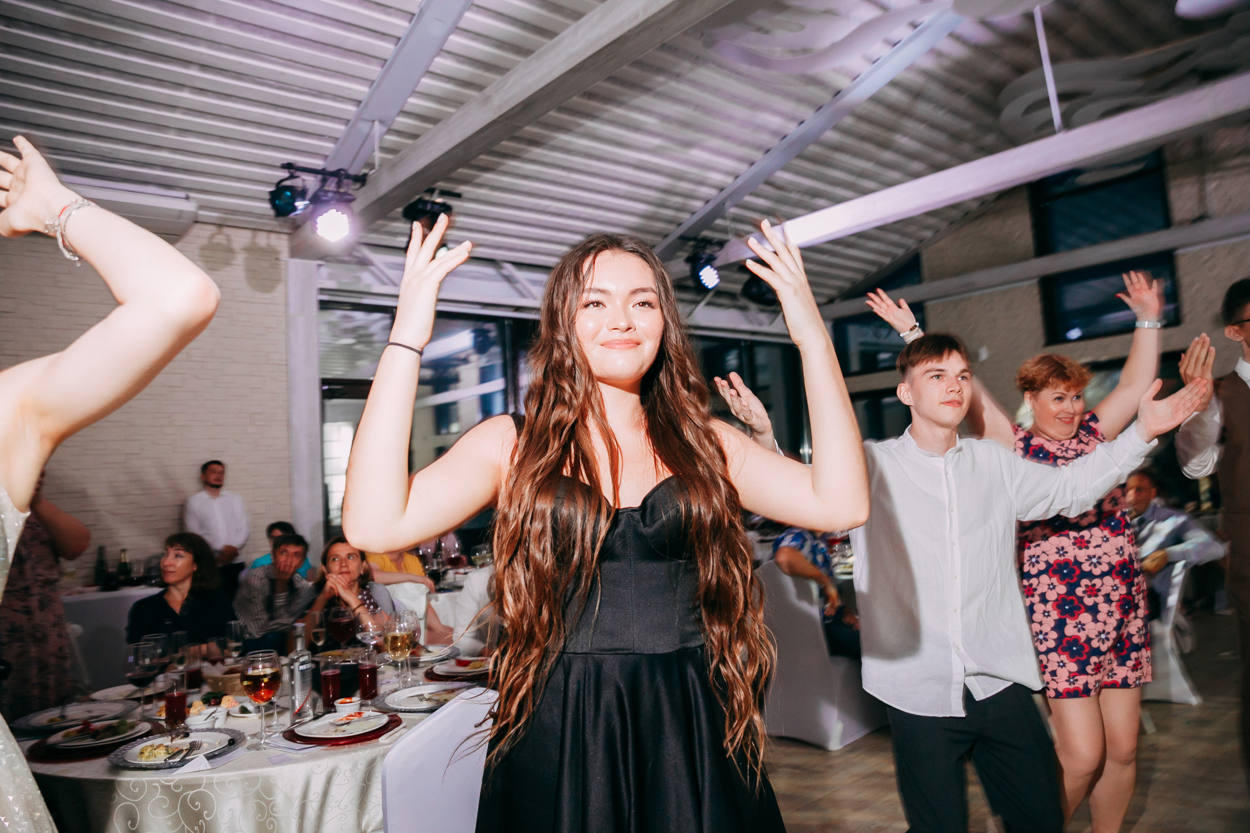 Выпускной 68 школа Хабаровск. Фотограф в Хабаровске Швендых Рудольф