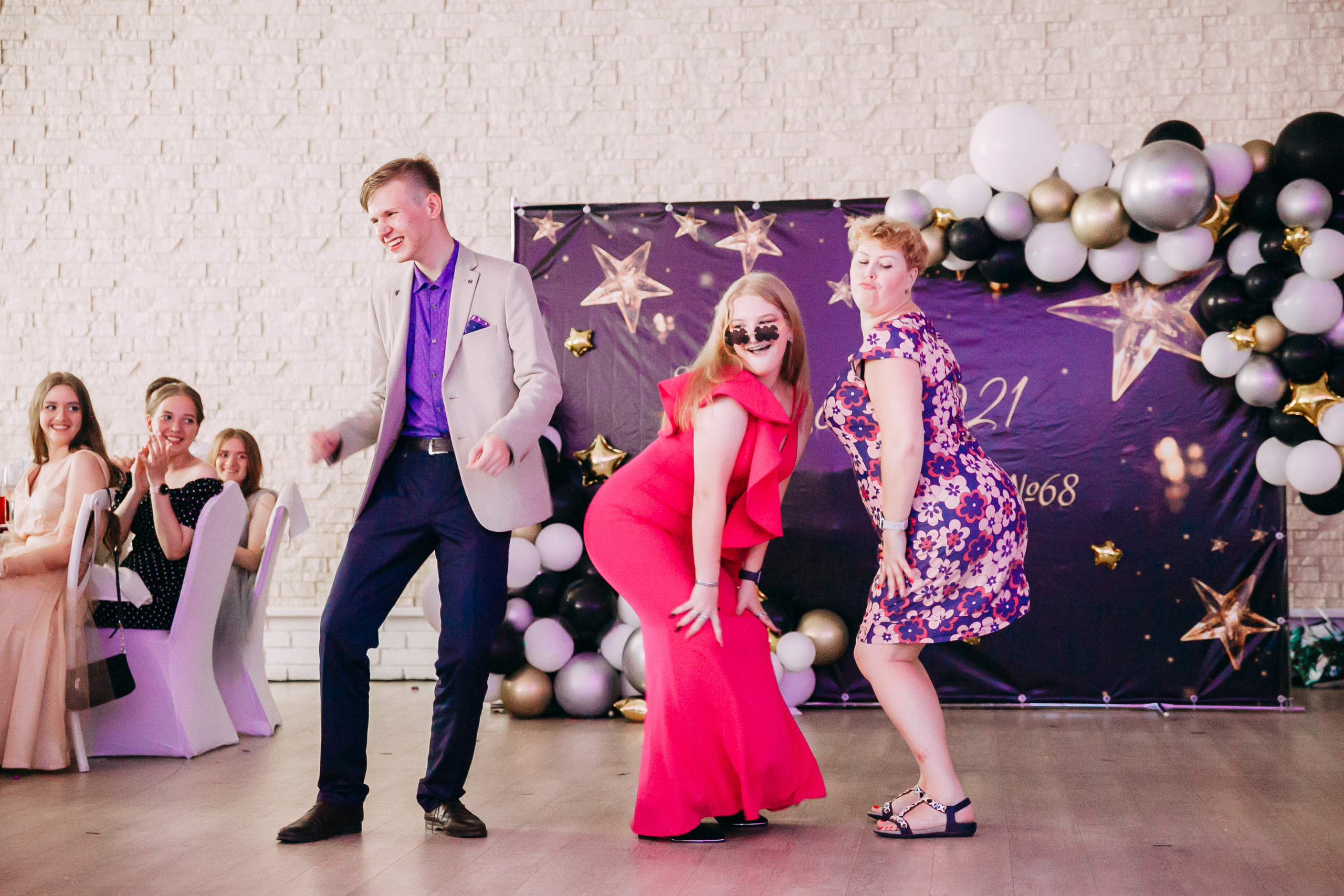 Выпускной 68 школа Хабаровск. Фотограф в Хабаровске Швендых Рудольф