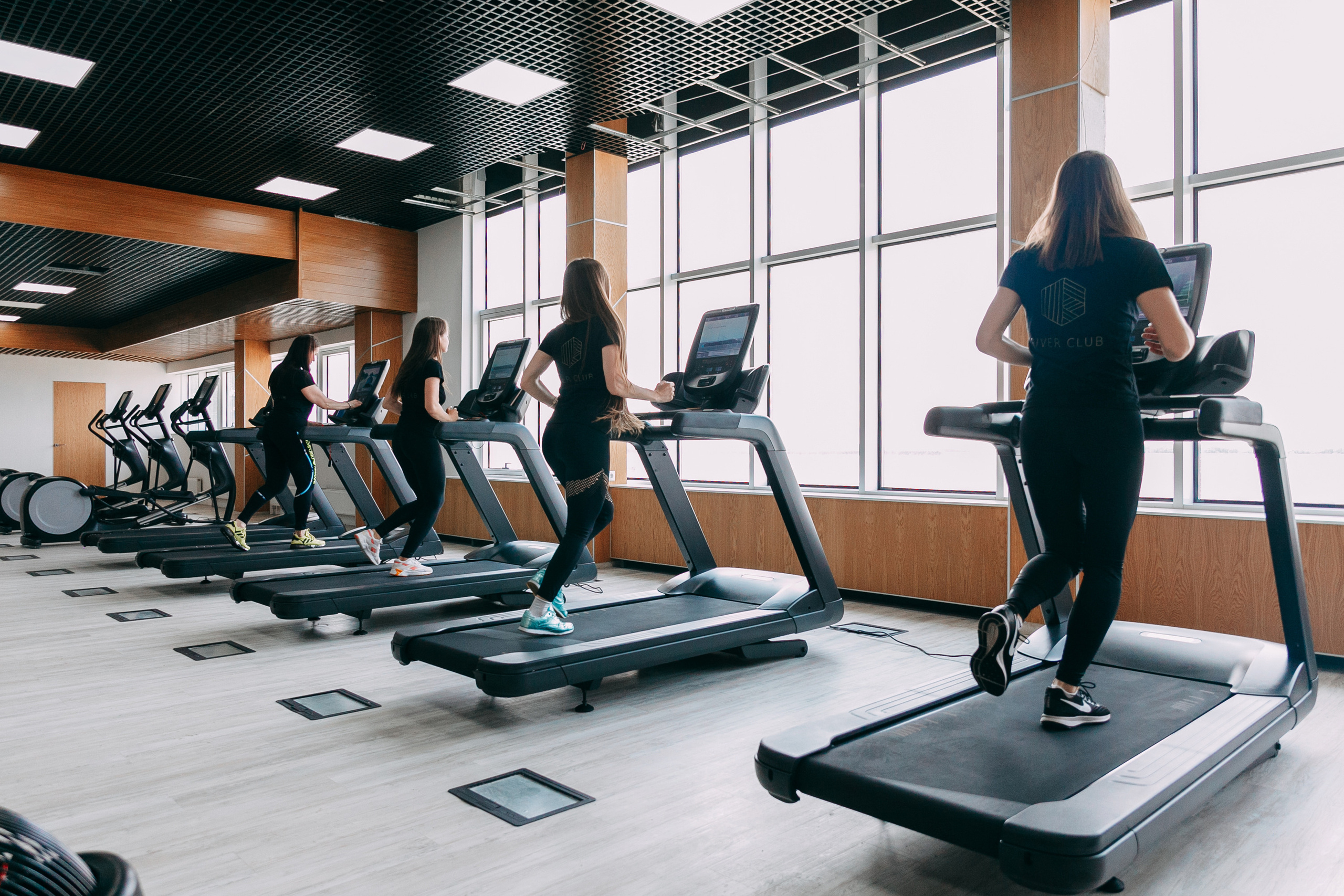 Открытие спортивного клуба RIVER CLUB. Фотограф в Хабаровске Швендых Рудольф