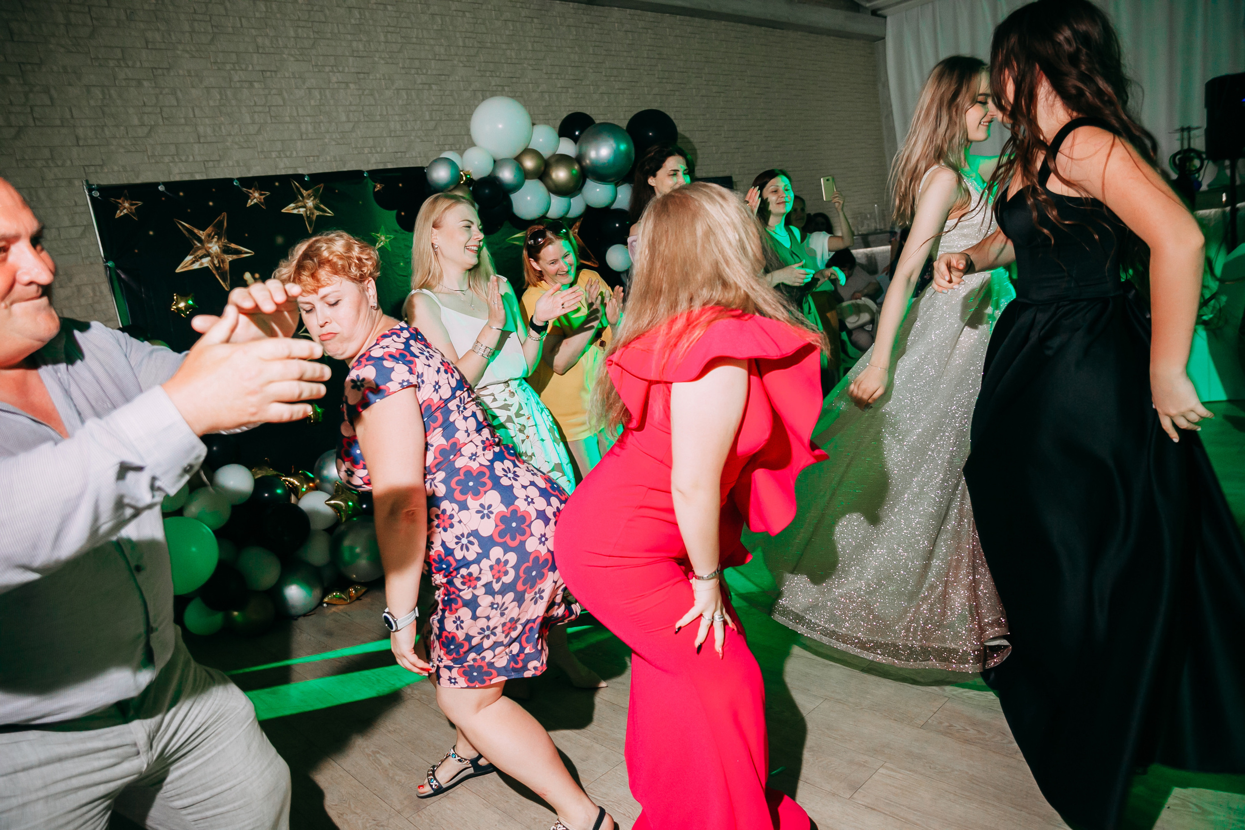 Выпускной 68 школа Хабаровск. Фотограф в Хабаровске Швендых Рудольф