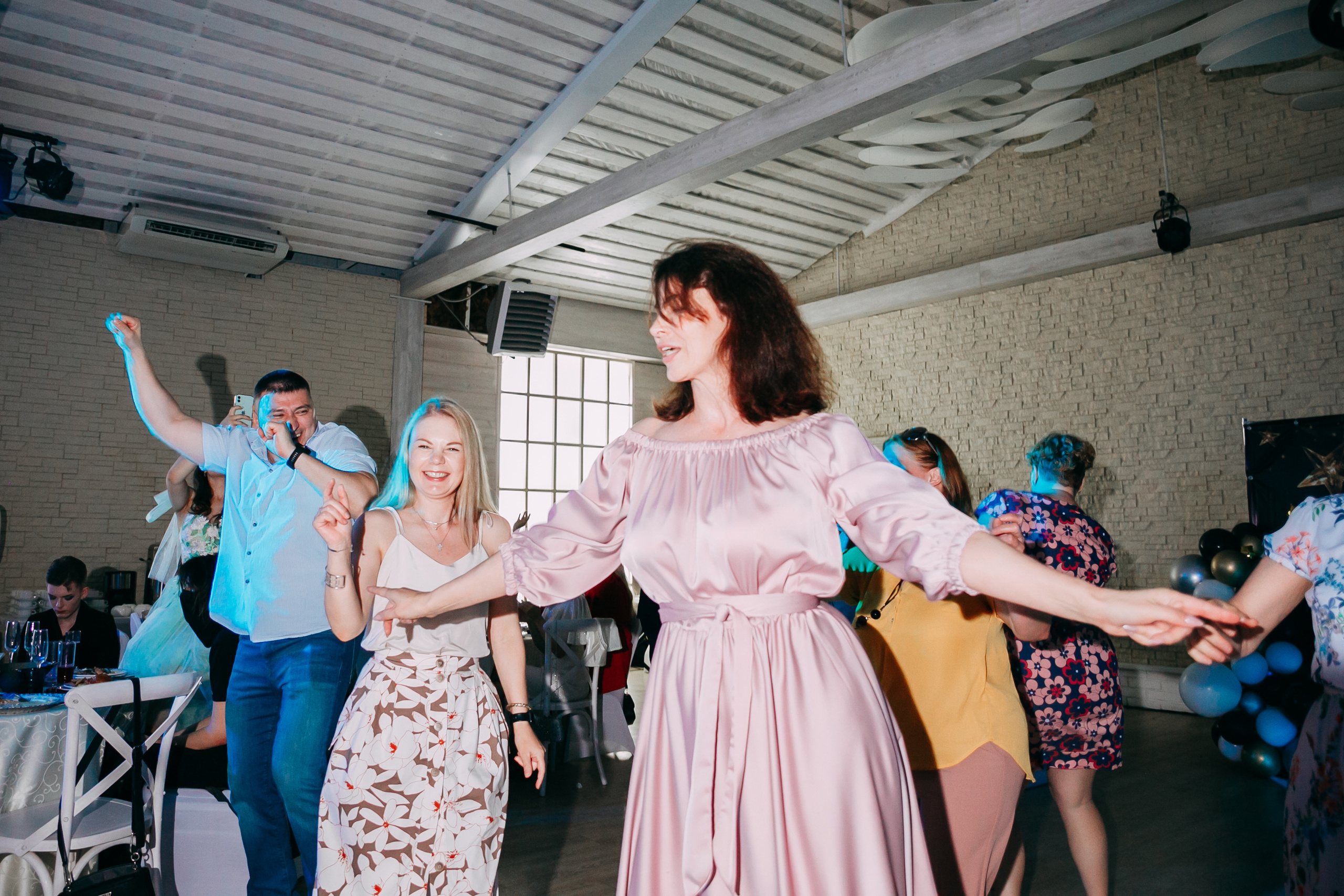 Выпускной 68 школа Хабаровск. Фотограф в Хабаровске Швендых Рудольф