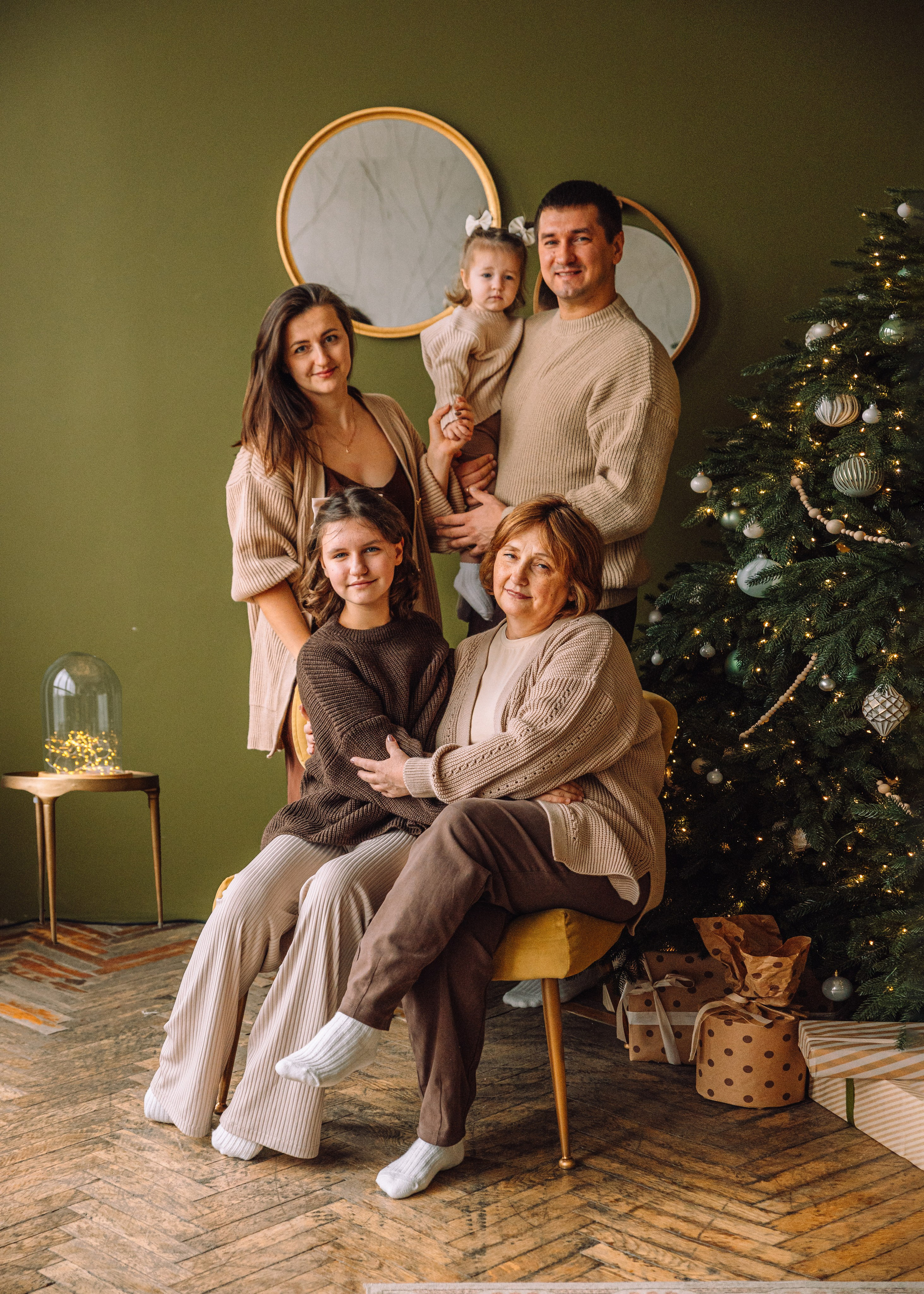 Катя, Артем, Елена, Ника и Лера. Семейный фотограф В Москве Александра Дейкун