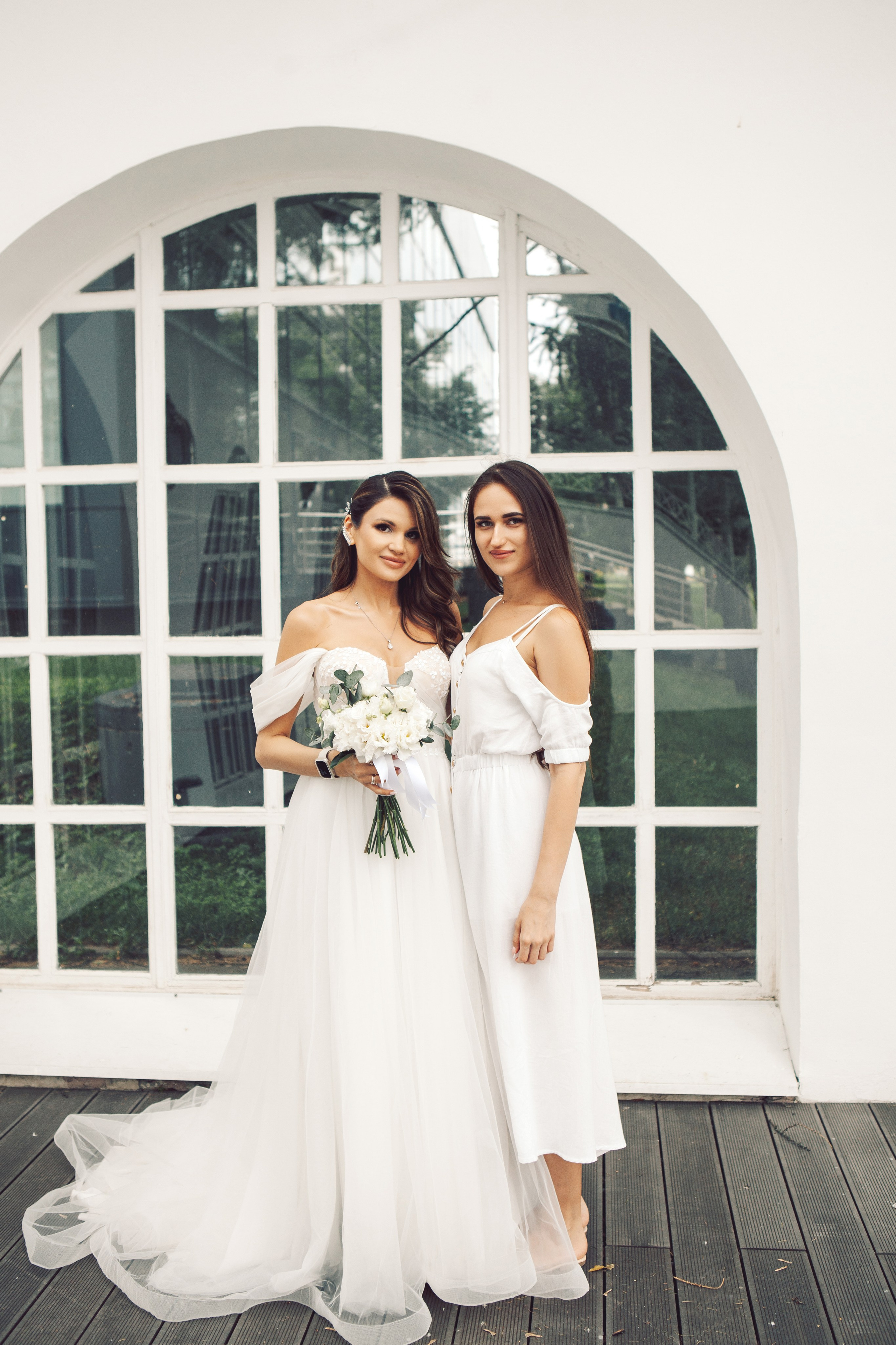 Молодожены в павильоне космонавтики и авиации №34 на вднх и в ресторане московское небо. Фотограф Ольга Ефремова