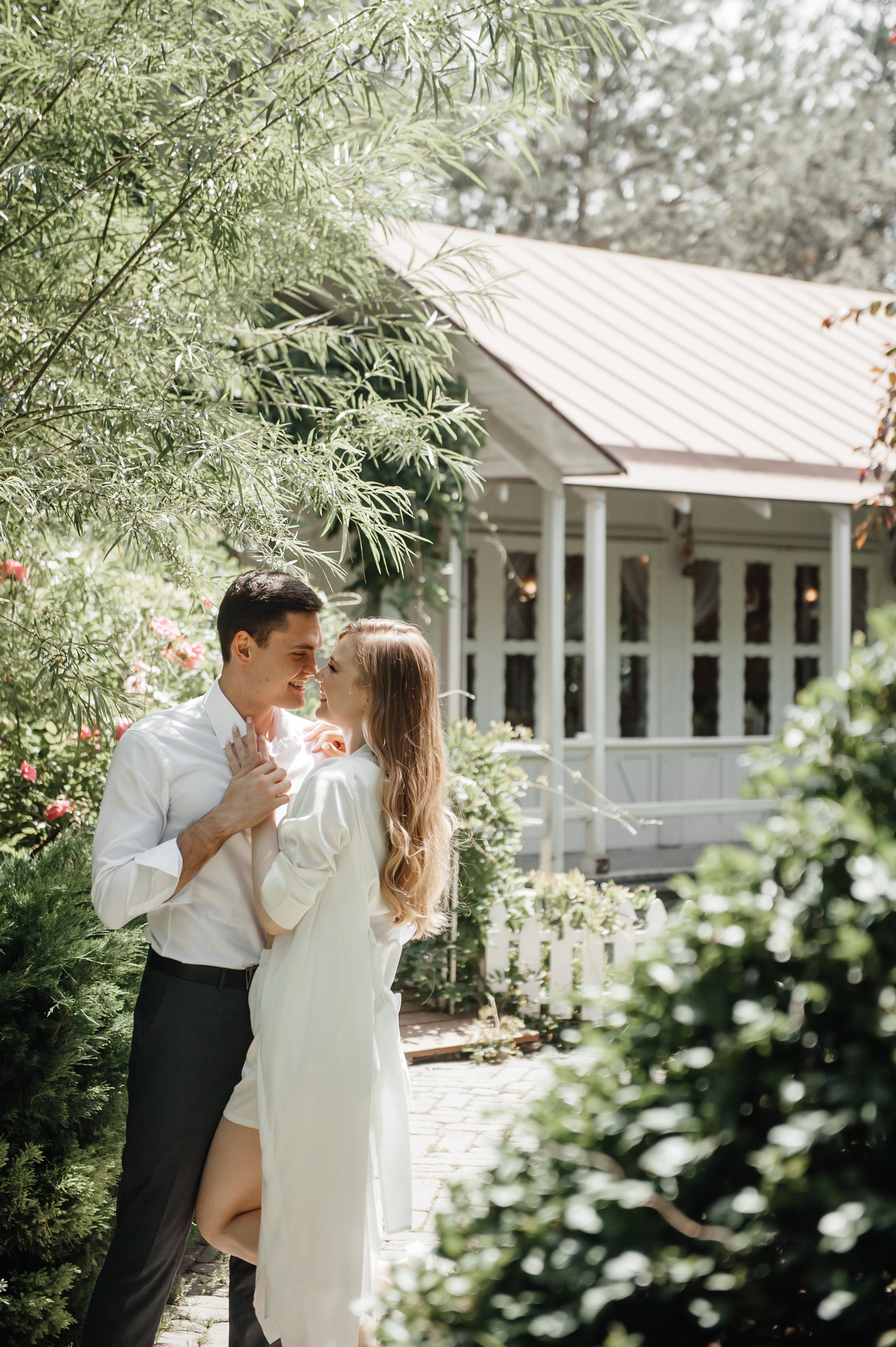 Свадебные образы. Свадебный стилист по прическам и макияжу в Ростове-на-Дону Даниэла Дар