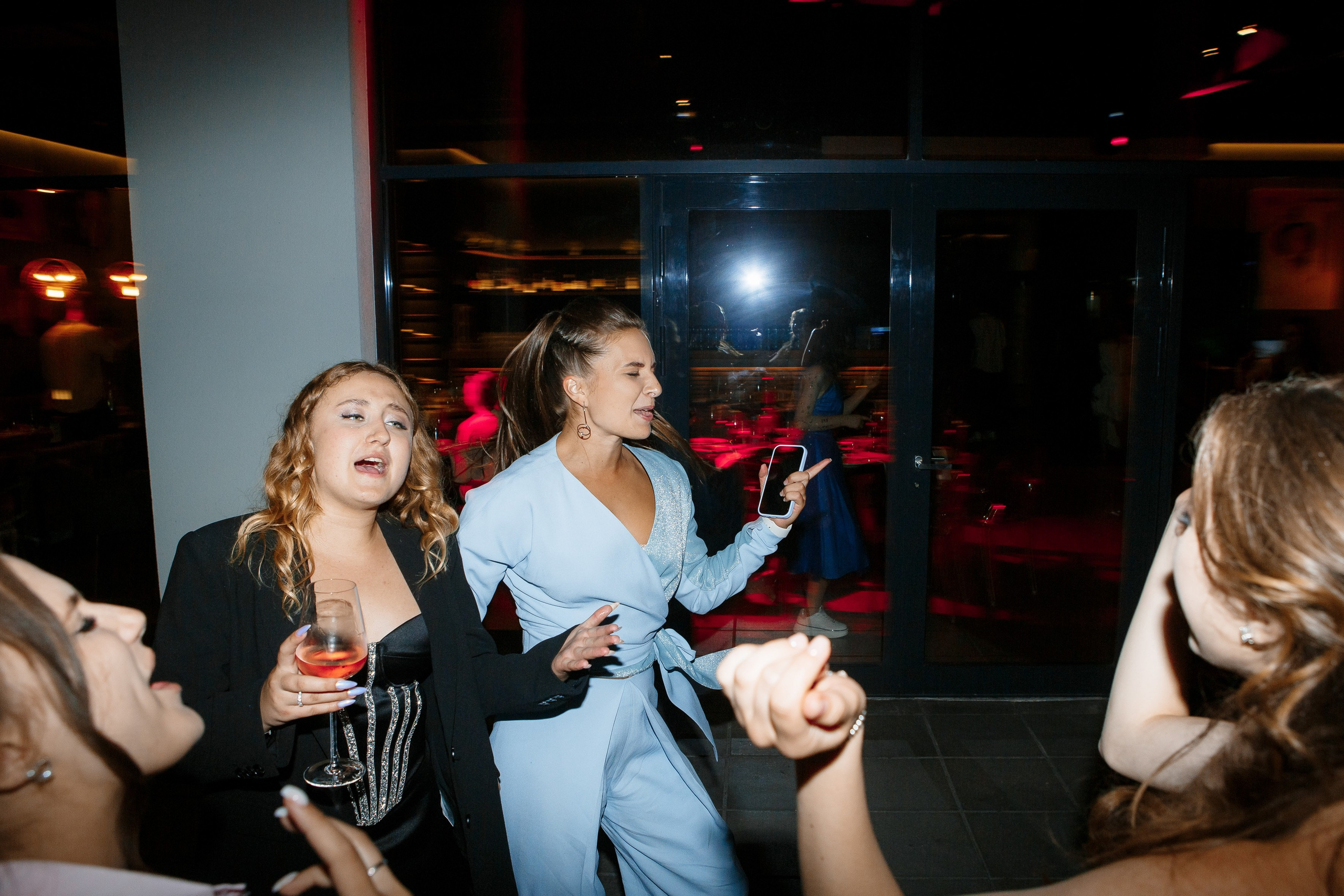 Выпускной Гимназия 12 2024 OpenHouse. Свадебный и портретный Фотограф в Липецке Дмитрий Котюков