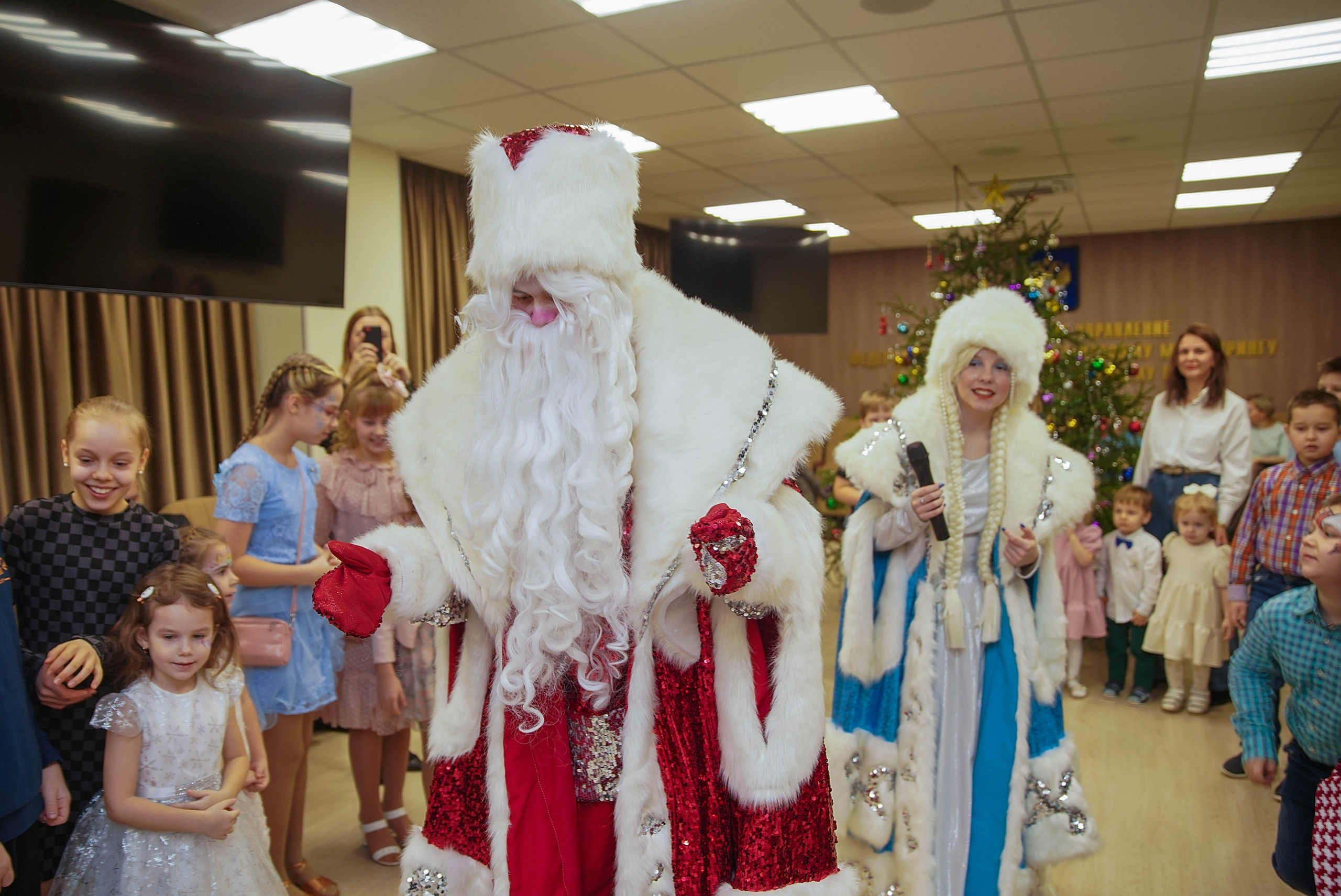 Елка НБД банк. Семейный и детский фотограф в Нижнем Новгороде