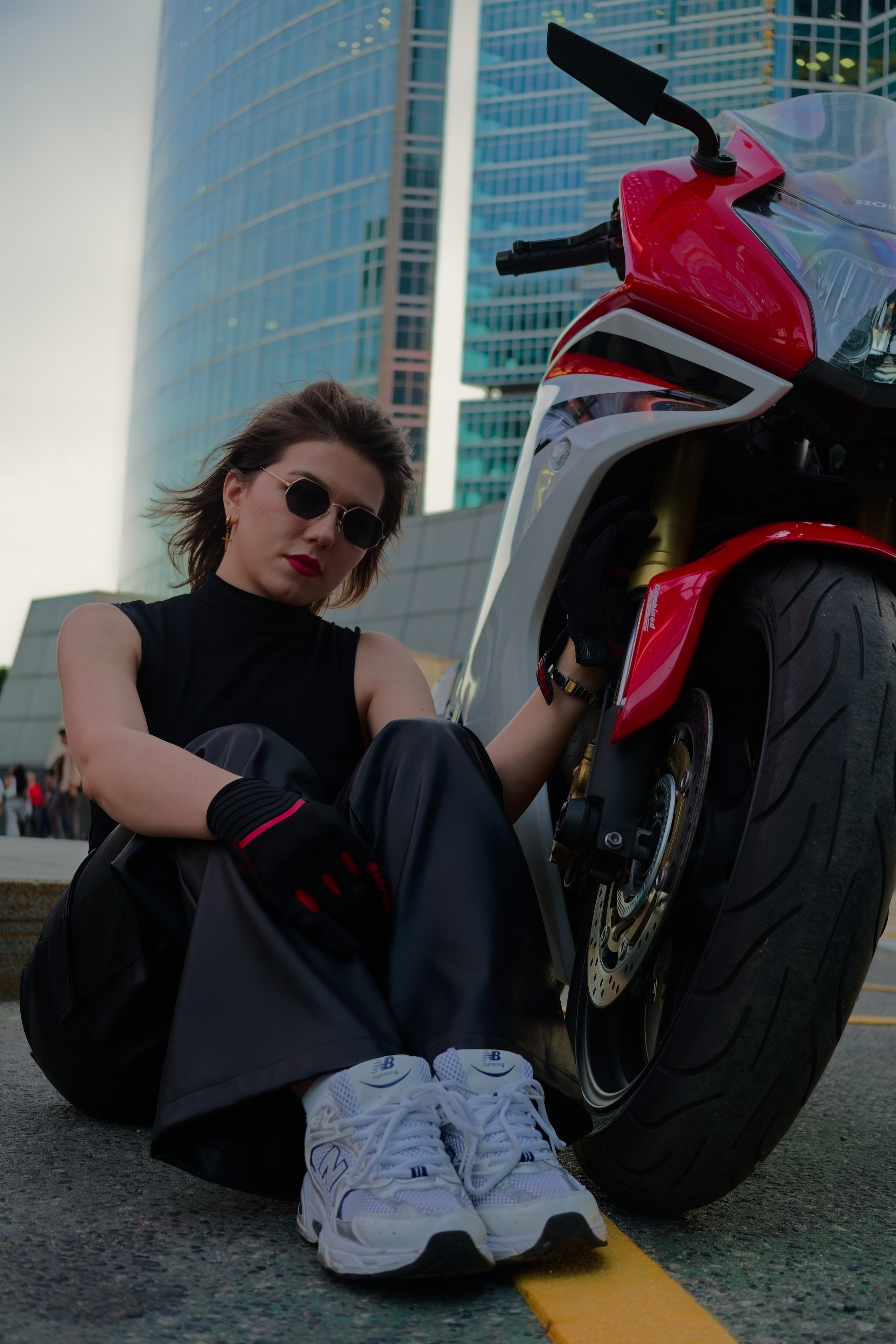 Анастасия. Мотоцикл. Фотограф Денис Шемет