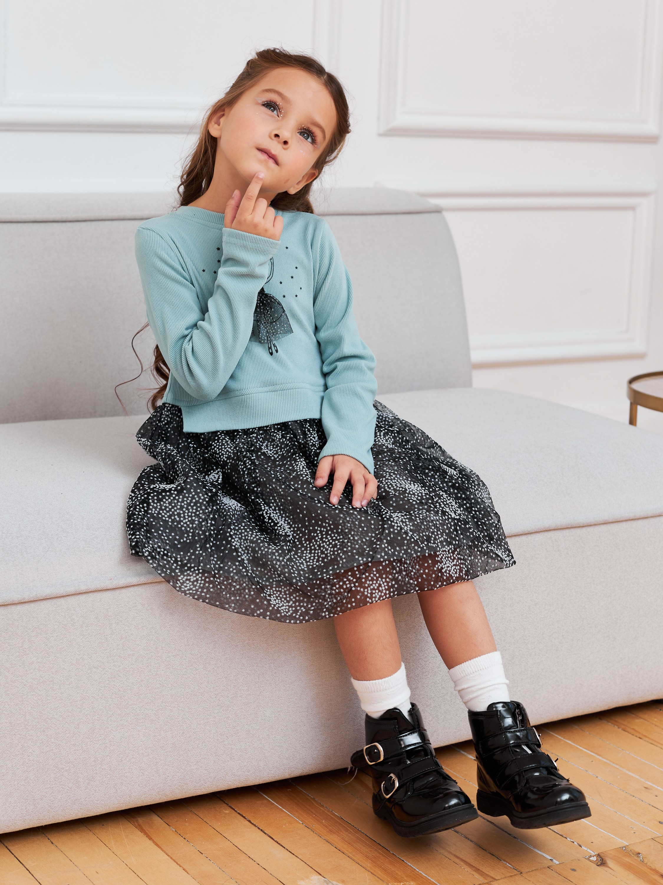 Фотосъемка платьев для девочек Екатеринбург Wildberries ВБ Ozon Озон фотосессия детей Екб заказать цена фотосъемка товара WB детское платье. Фотограф Екатеринбург Анастасия Жерновская | Маркетплейсы и нейрофото