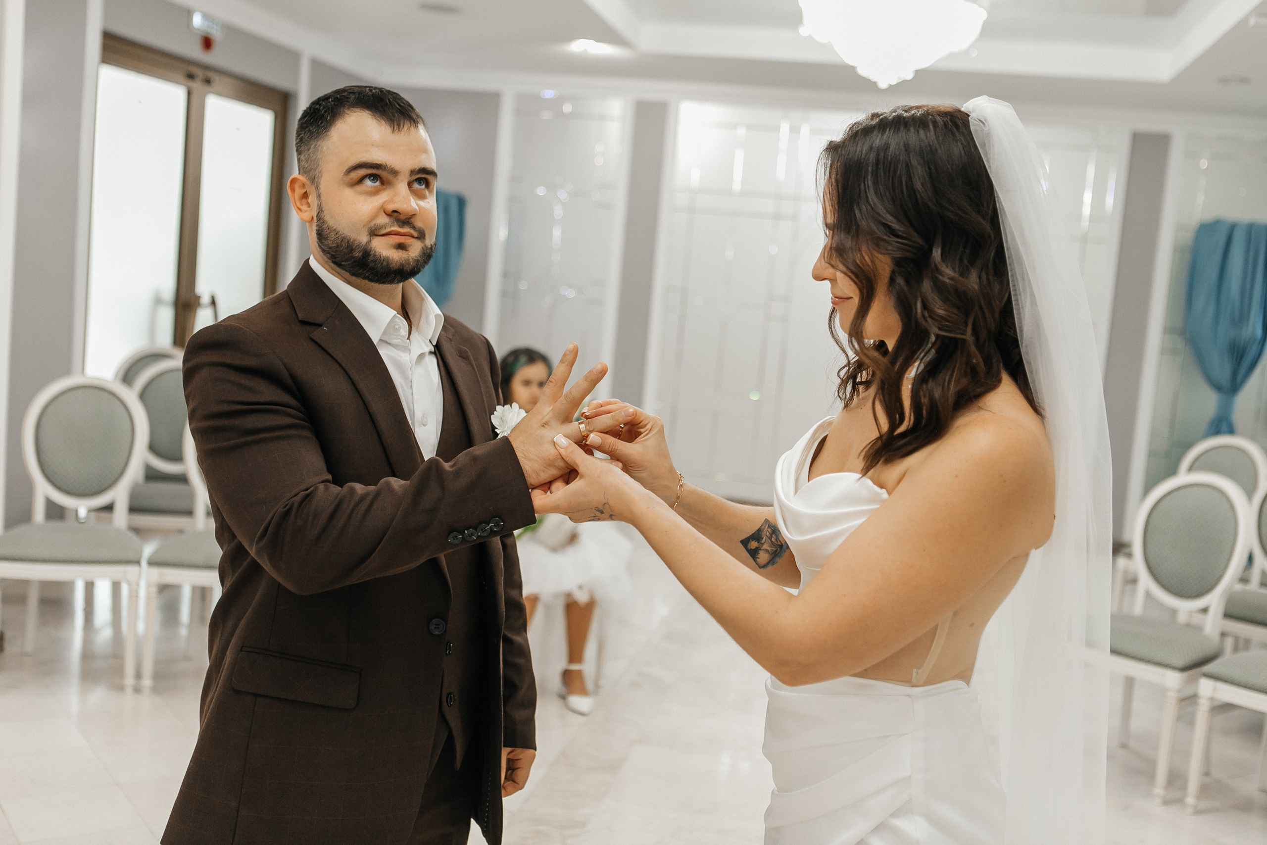 Свадебная фотосессия. Свадьба Дмитрия и Тамары. Фотограф в Иркутске Анастасия Кись. Студийная фотосессия беременности в тканях Иркутск. Семейная фотосессия, ПОРТРЕТ «ПОКОЛЕНИЕ»