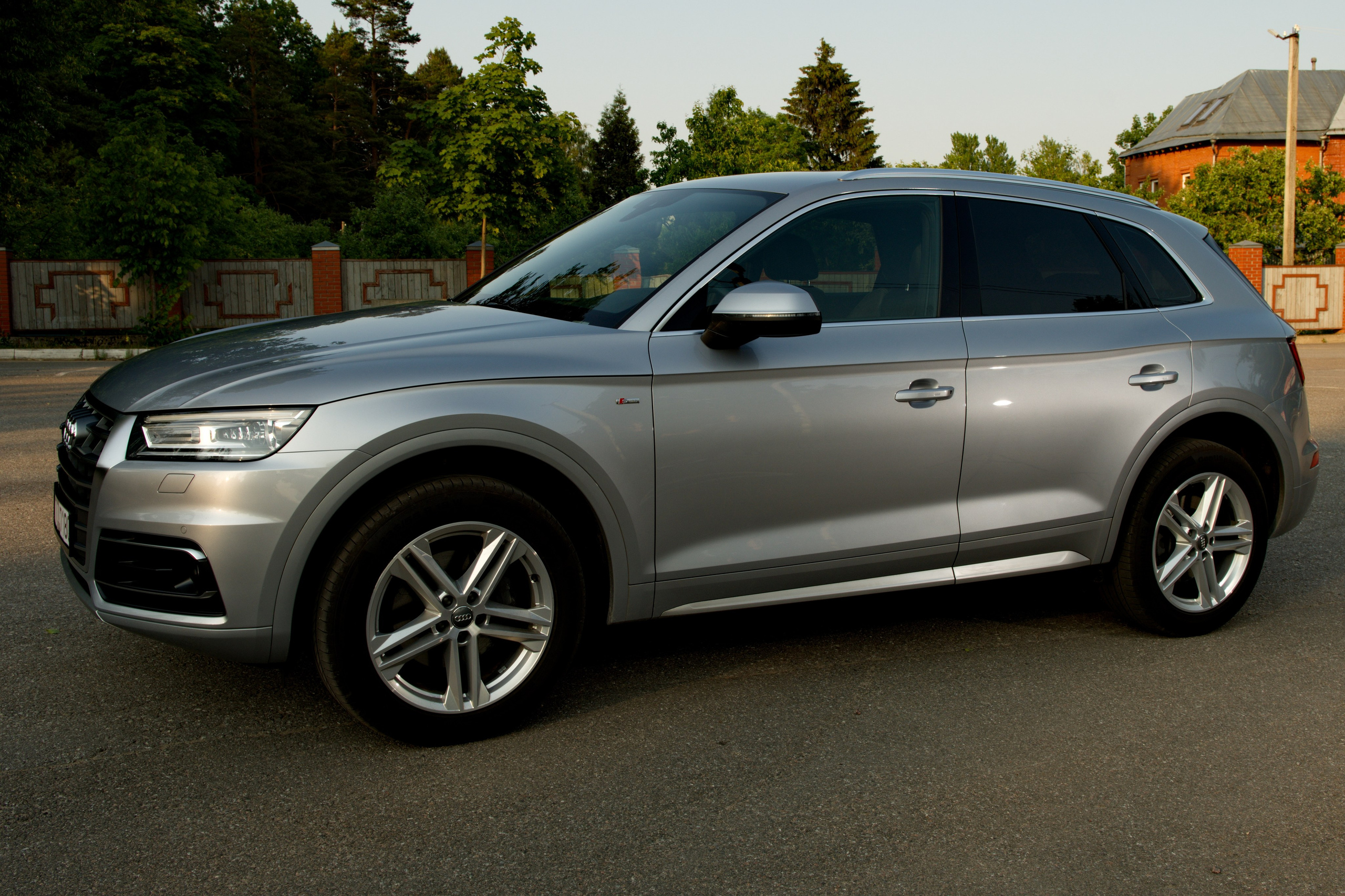 Авто. Портретный и репортажный фотограф в Санкт-Петербурге Алексей Гончаров