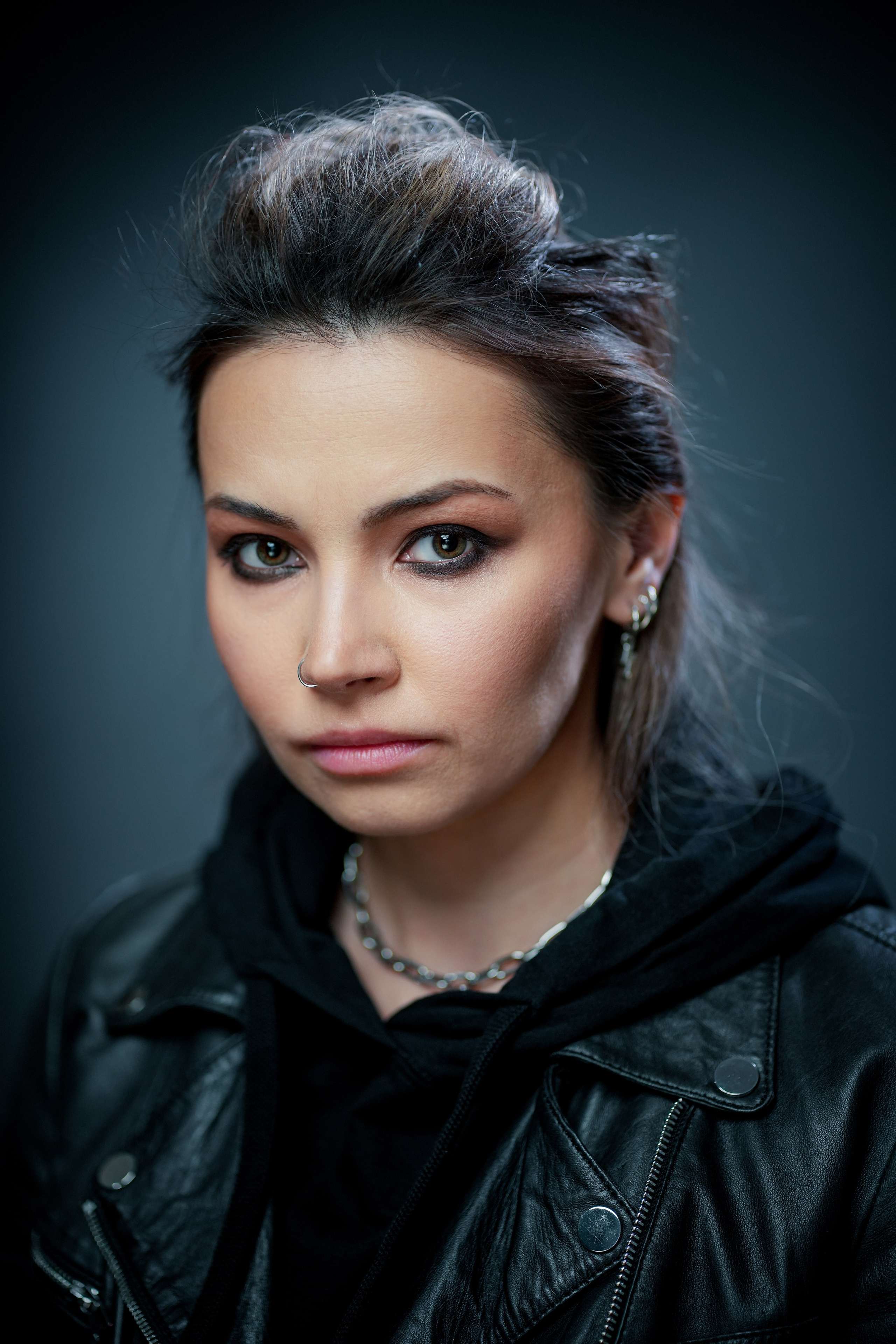 Актриса Елена Исадыкова. Портретная съемка в Москве, студийный фотограф Игорь Фомин