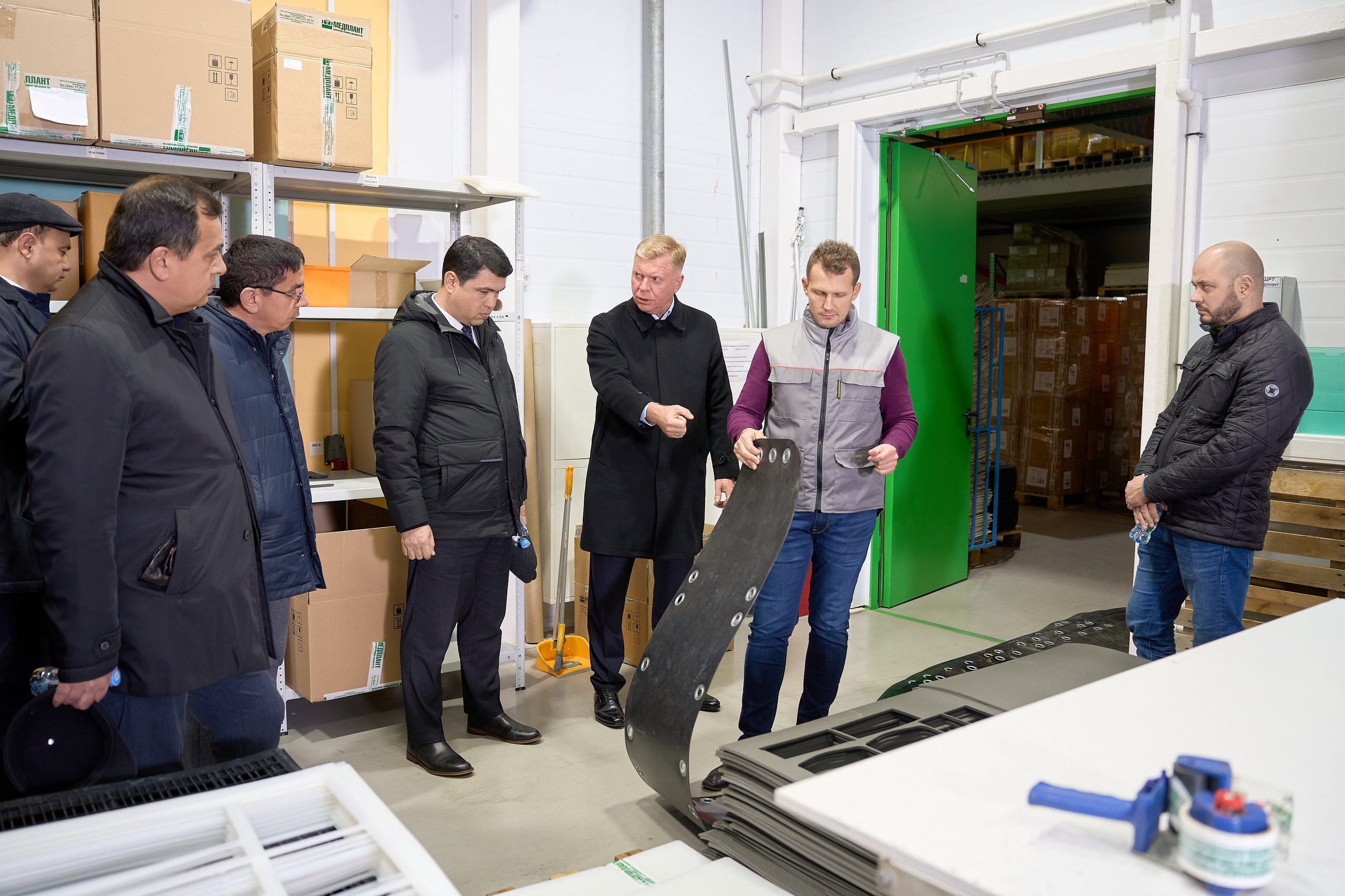 Корпоративные портреты для сотрудников заводов и производственных компаний