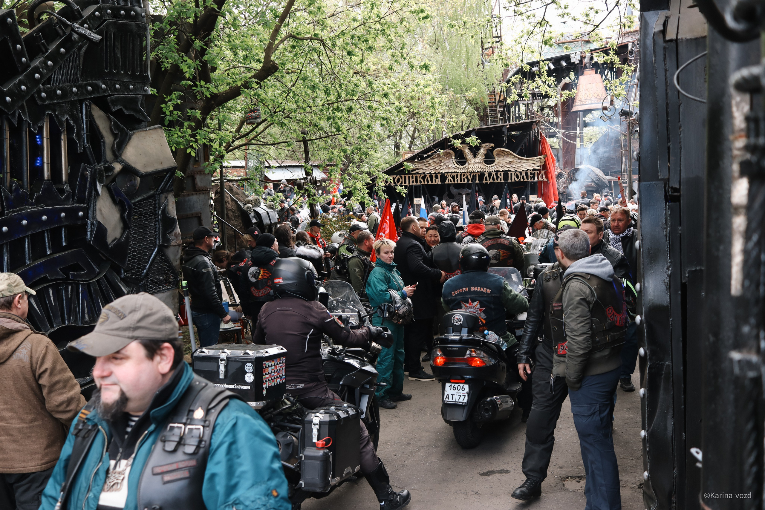 Открытие мотосезона 2025 «Ночные Волки"/ Москва. Репортажный фотограф в Москве и Зеленограде Karina-vozd