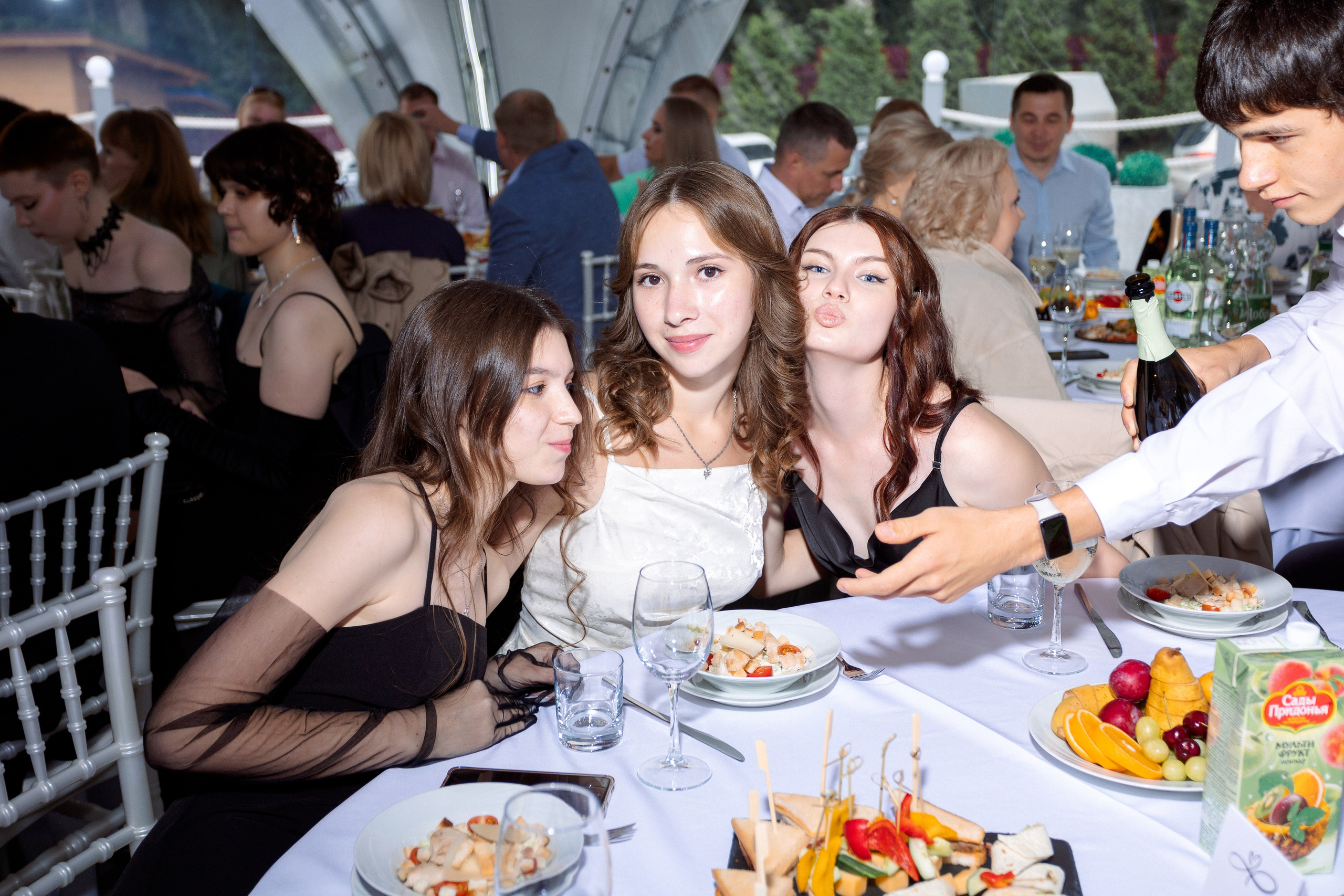 ВЫПУСКНОЙ: Волки-Липки. Все фото. Профессиональный фотограф в Ижевске Леша Петров