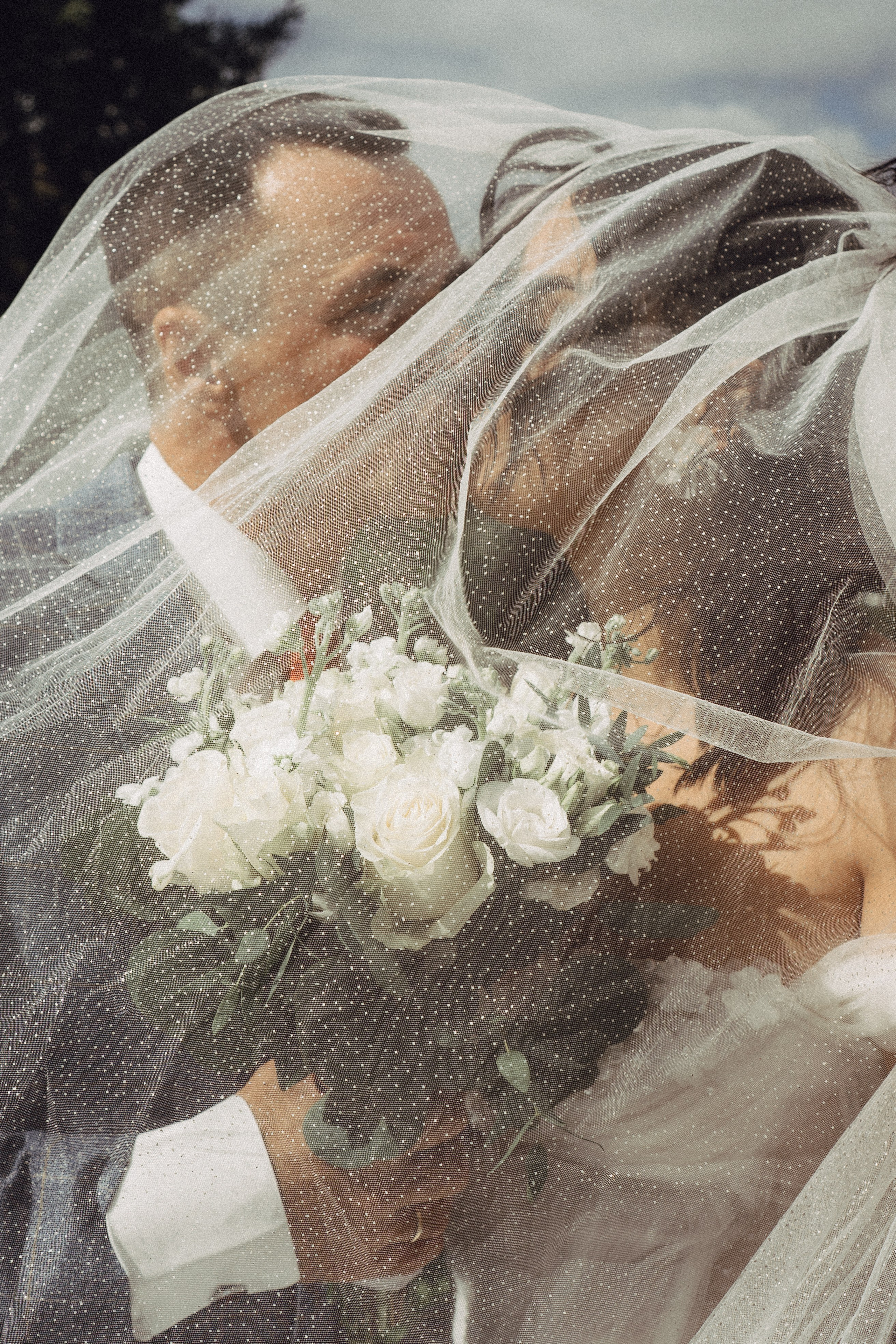 СВАДЕБНАЯ ПРОГУЛКА РЕСТОРАН МЫ ЖЕ НА ТЫ И ФОТОСЕССИИЯ С АВТОМОБИЛЕМ. Профессиональный фотограф, Санкт-Петербург — Виктория Богомолова