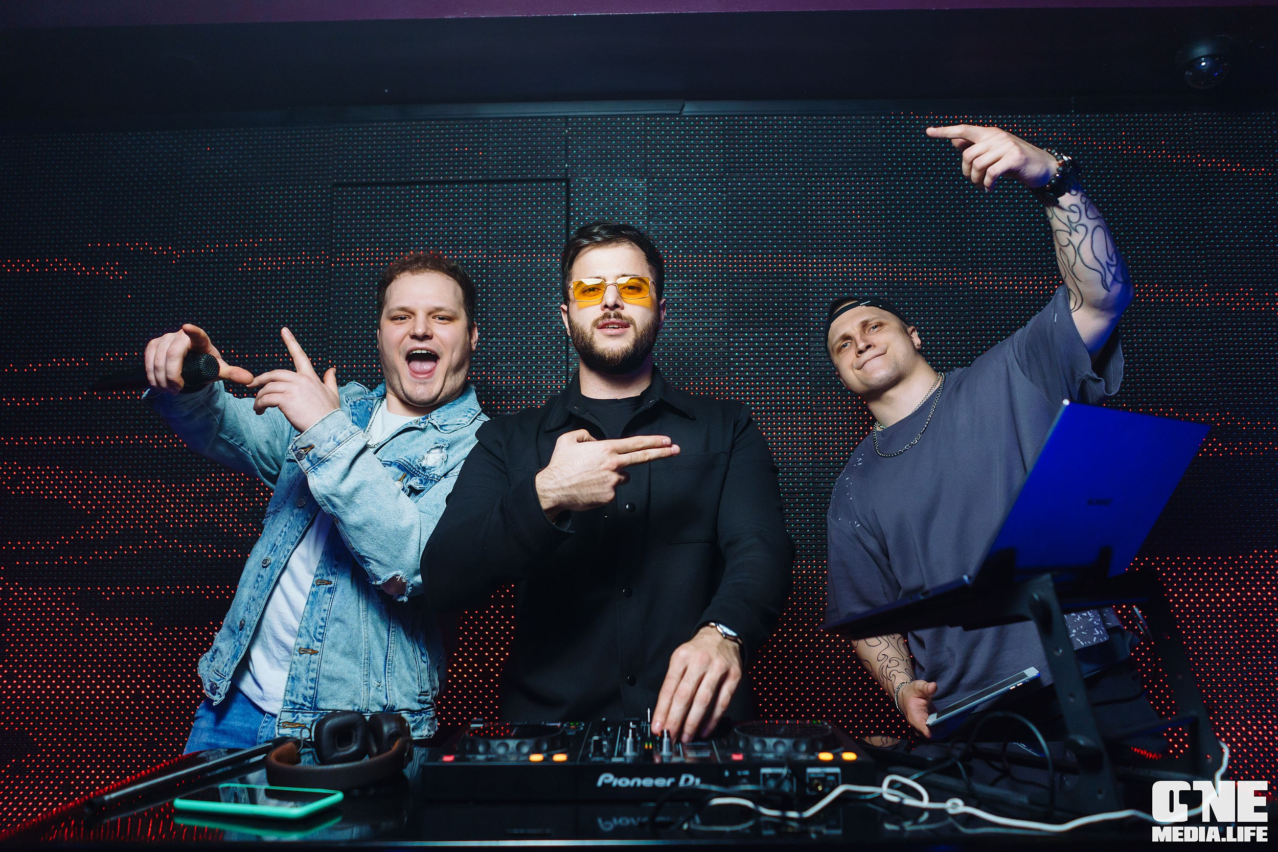 Фоторепортаж из РК Планета. One Media Life: фоторепортажи, фотоотчеты с мероприятий и заведений