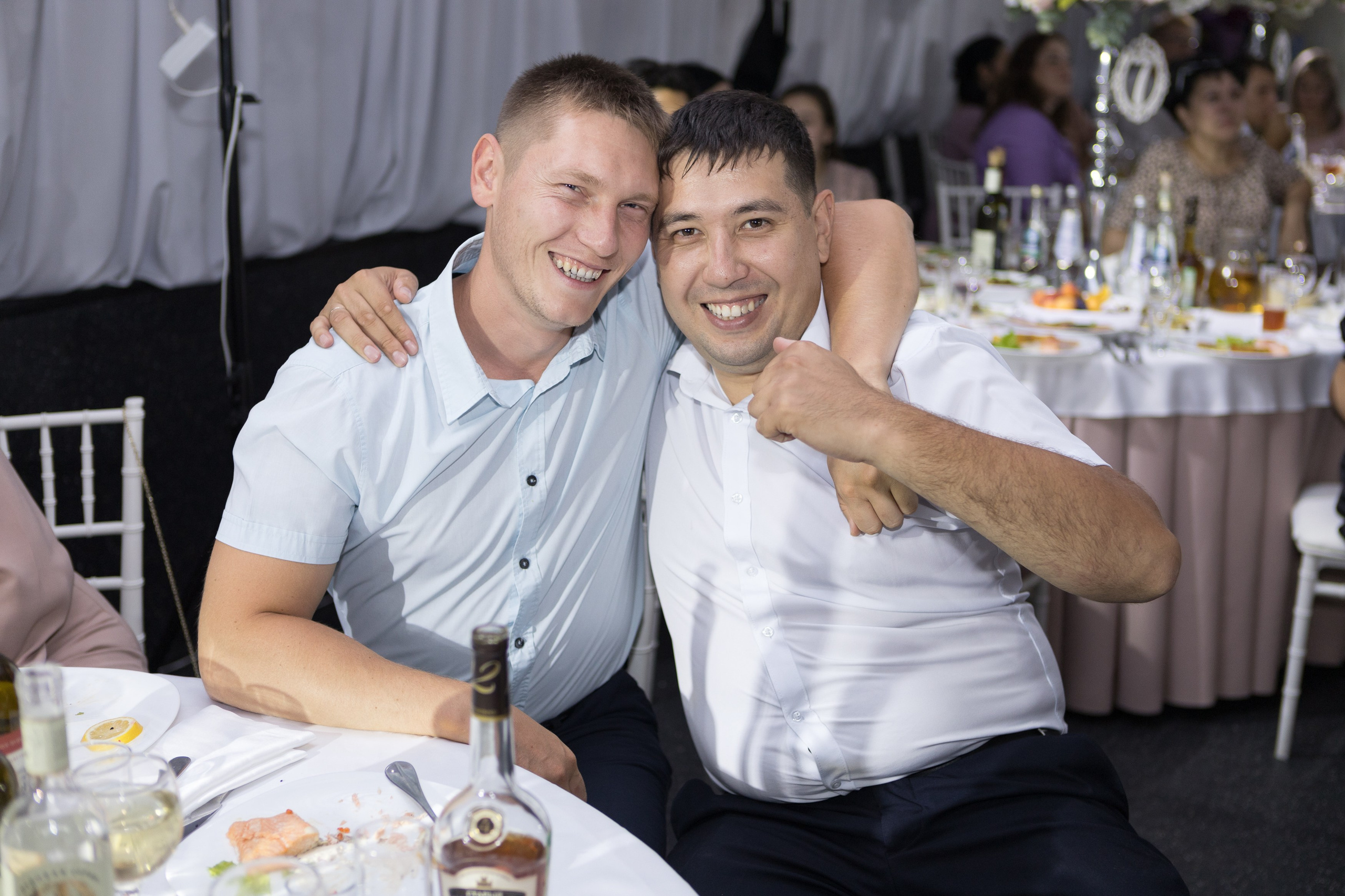 Свадебный фотограф Уфа — Руслан ГабдлисламовЖивые эмоции, красивые кадры, воспоминания на всю жизнь.Работаю по всей Республике Башкортоста. Свадебный фотограф Уфа Руслан Габдлисламов